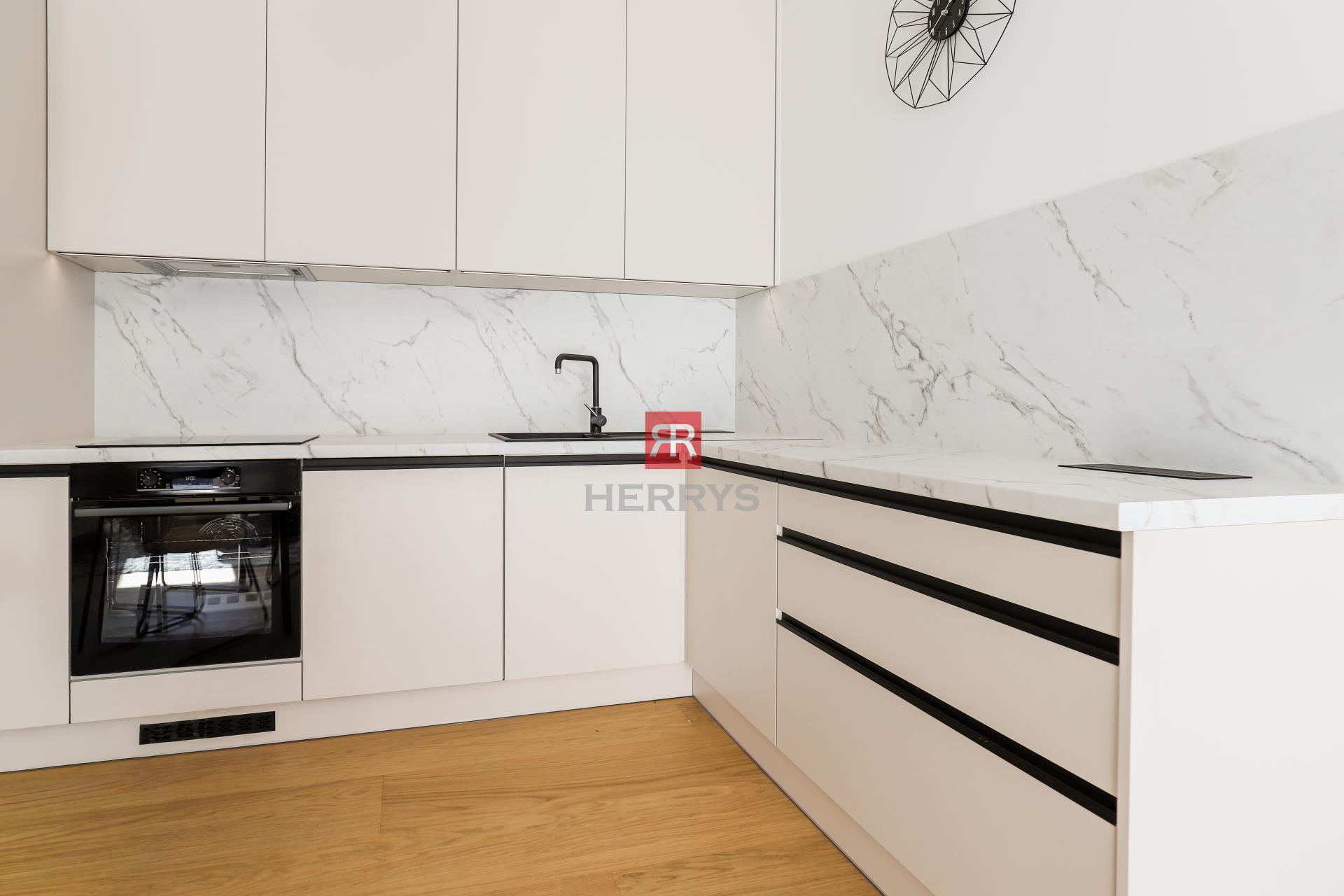 HERRYS - Na prenájom exkluzívny moderný 2 izbový byt s parkovaním v novostavbe LIGET