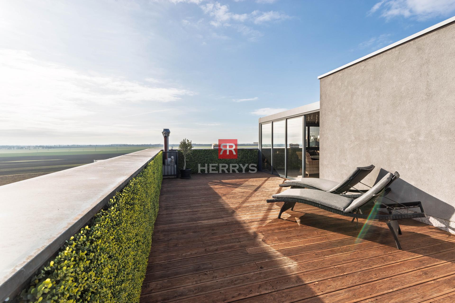 HERRYS - 4-room apartment with large roof terrace for sale in the new MIKO building