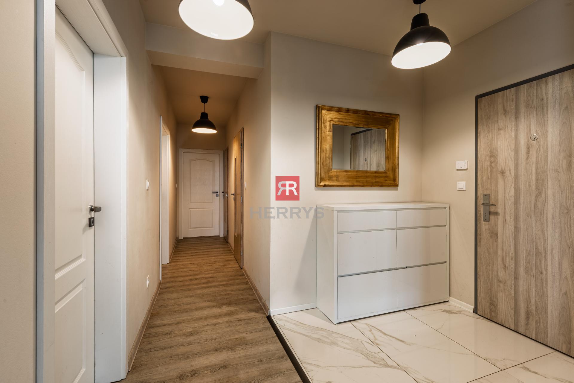 HERRYS - 4-room apartment with large roof terrace for sale in the new MIKO building