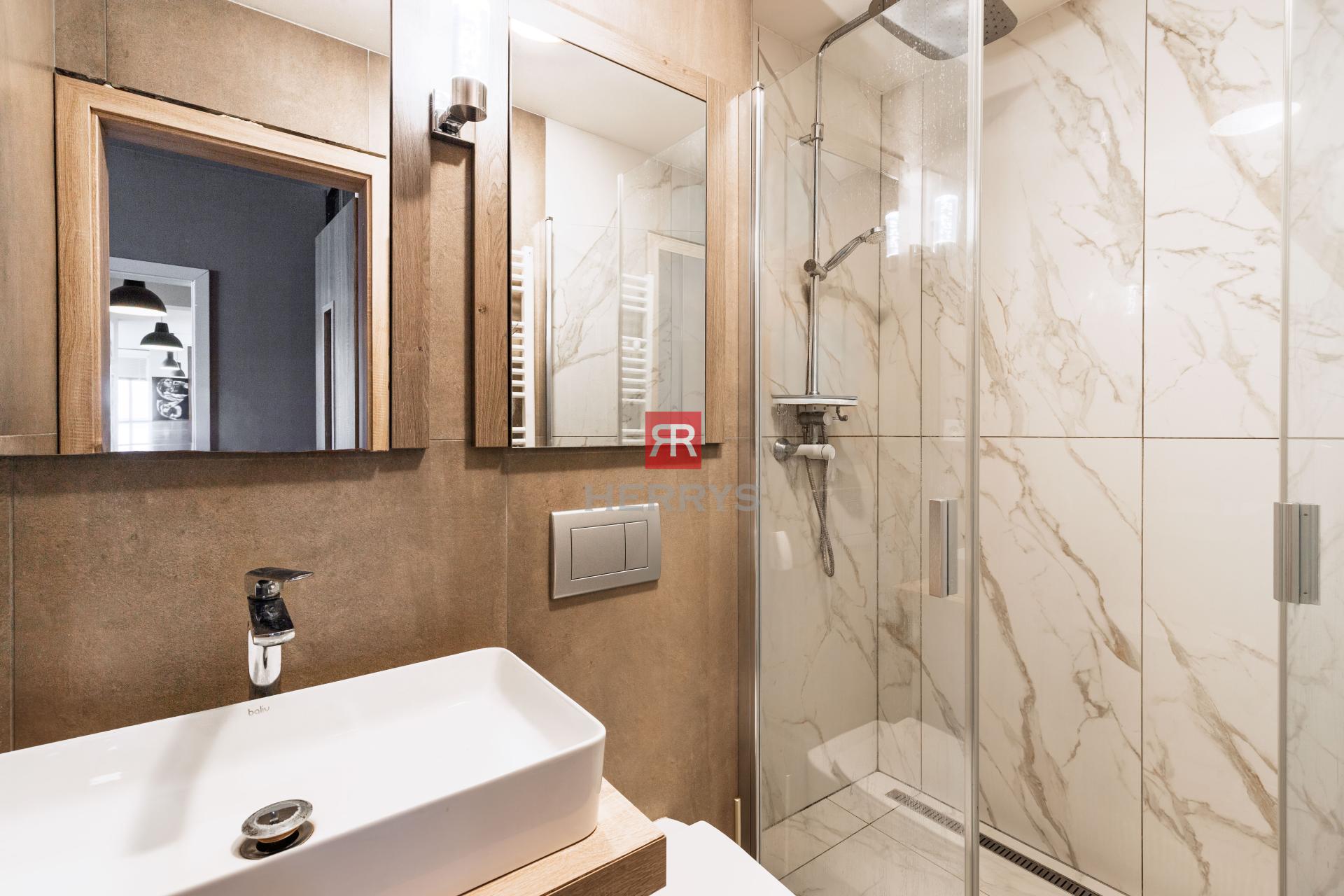 HERRYS - 4-room apartment with large roof terrace for sale in the new MIKO building