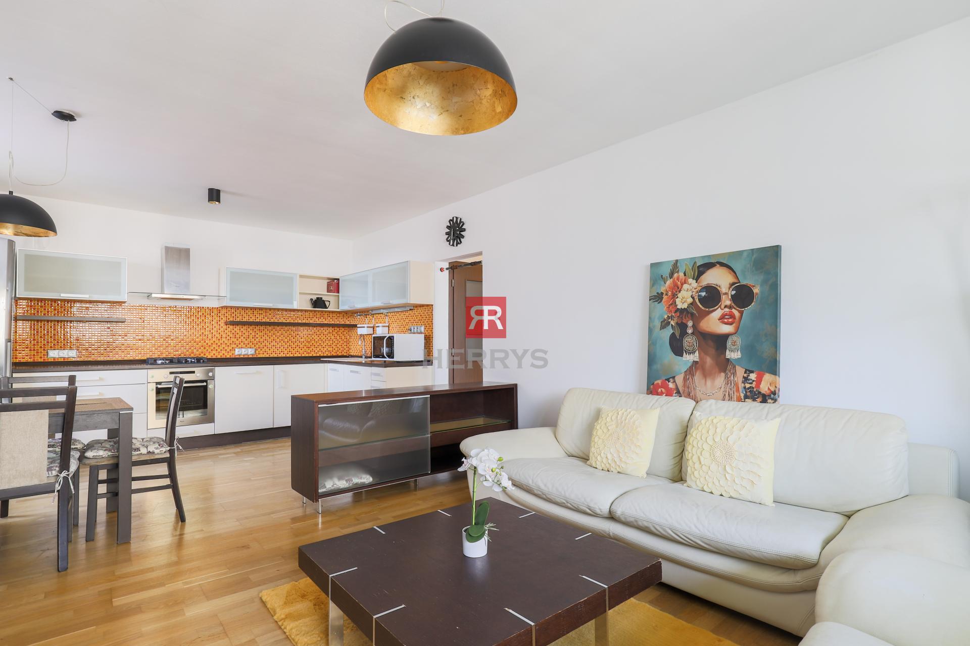 HERRYS - Na prenájom priestranný 3 izbový byt v obľúbenej lokalite Kramáre, Rozvodná ulica