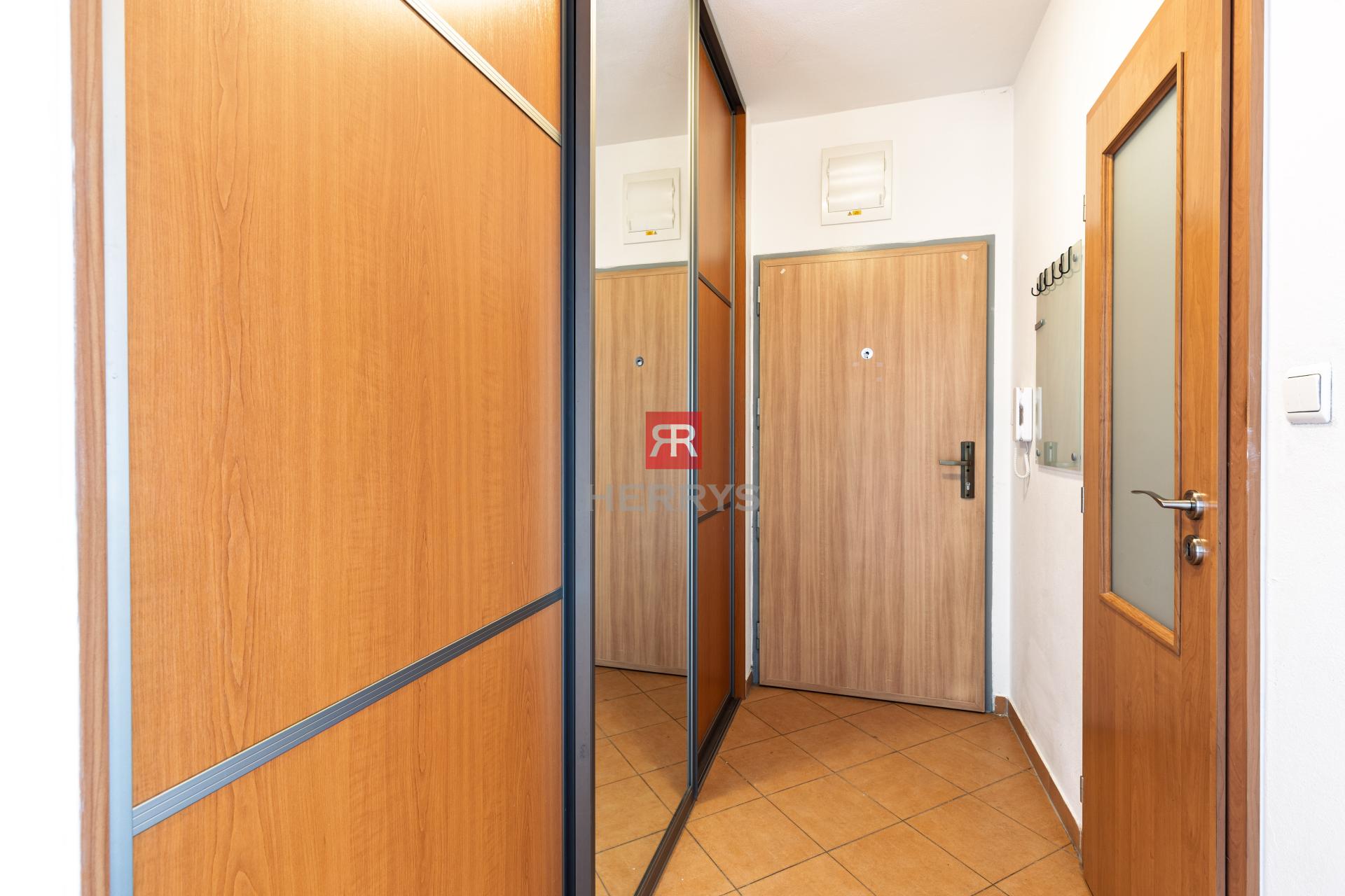 HERRYS - Investment 2-room apartment for sale on Tomášikova Street