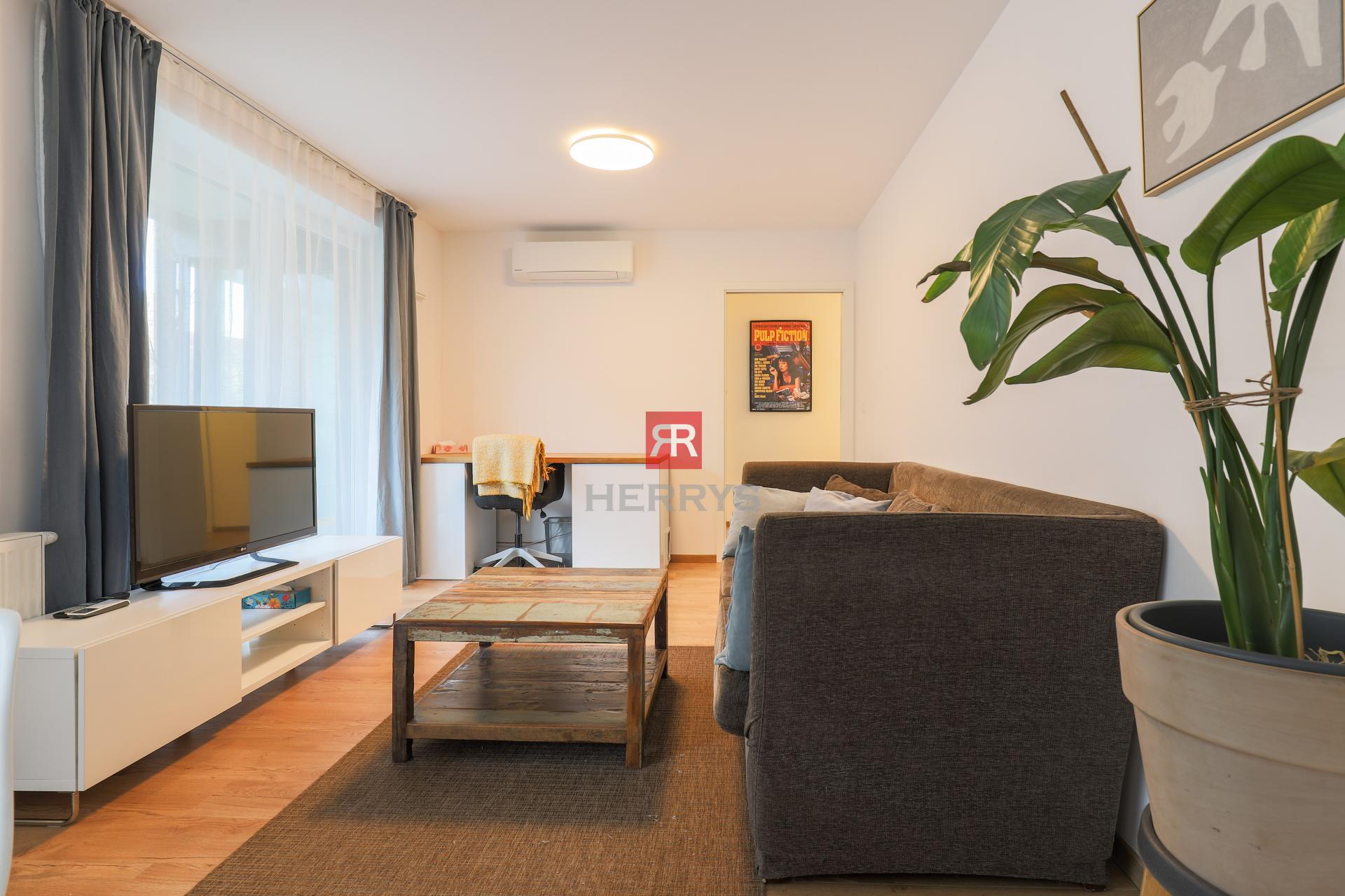 HERRYS - Na prenájom 2-izbový byt v novostavbe Urban Residence, BA-Nové mesto