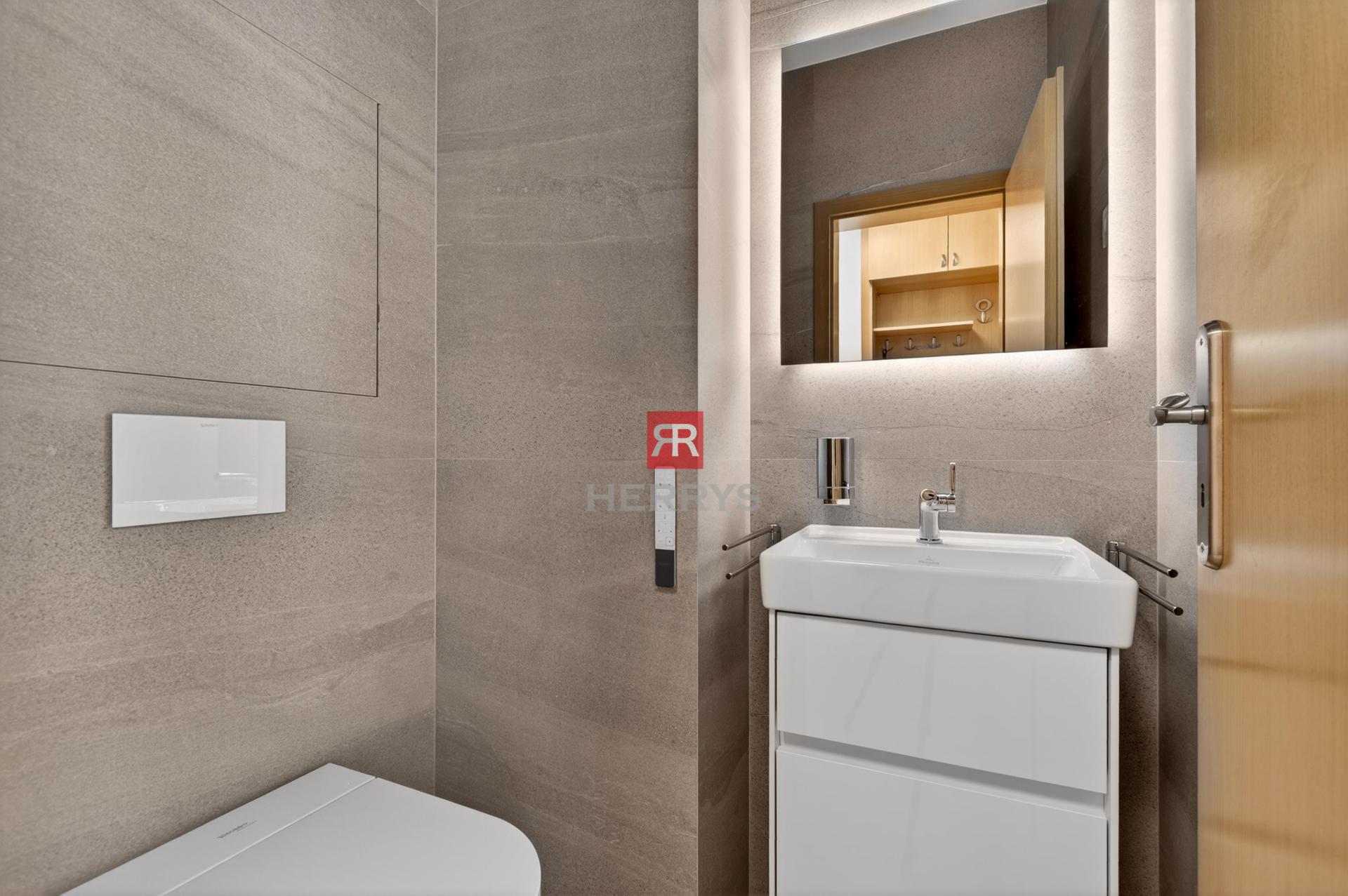 HERRYS - Na predaj svetlý a priestranný 4-izbový byt s garážou na Račianskom mýte