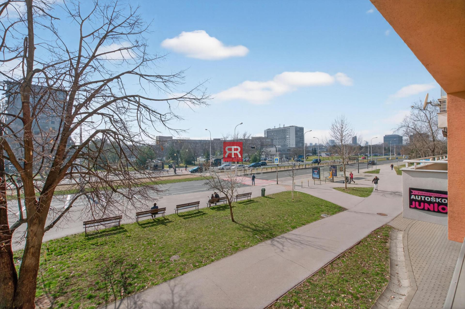 HERRYS - For sale 3-room nonresidential space with exceptional variability of use in BA - Ružinov.