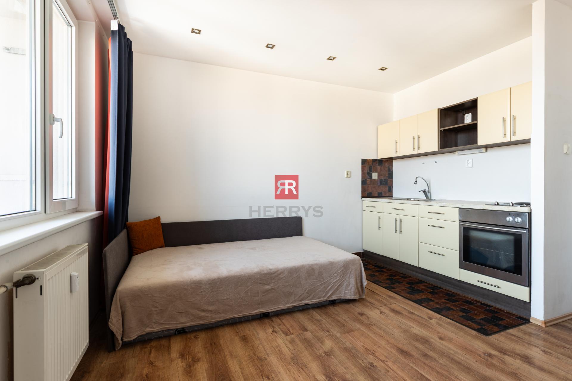 HERRYS - For sale, Studio apartment with a balcony and a a unique view of Draždiak