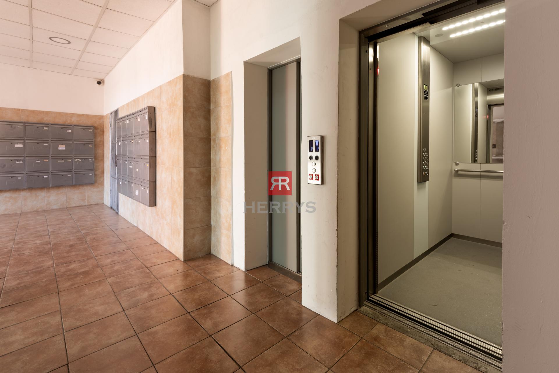 HERRYS - For sale, Studio apartment with a balcony and a a unique view of Draždiak