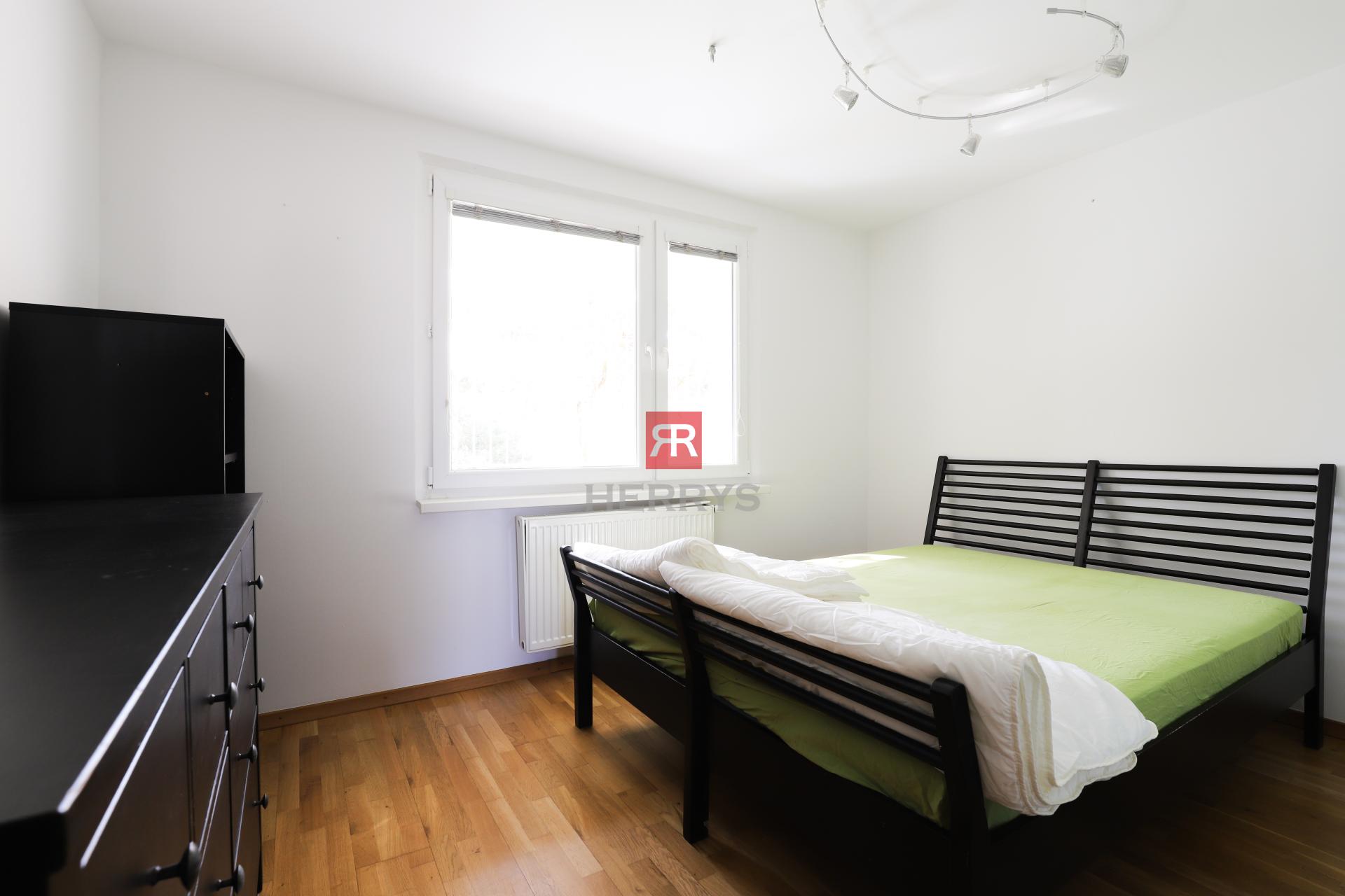 HERRYS - Na prenájom priestranný 3 izbový byt v tichej časti Ružinova