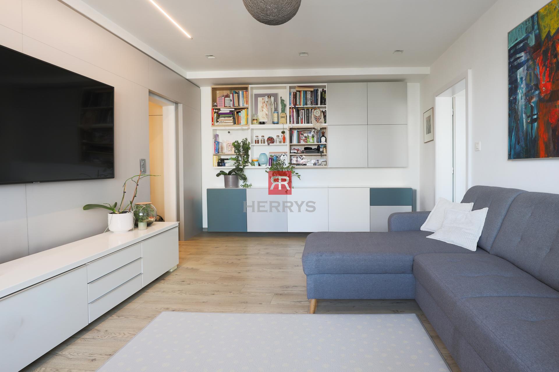 HERRYS - Na prenájom 3-izbový byt na ulici Sibírska, BA - Nové Mesto