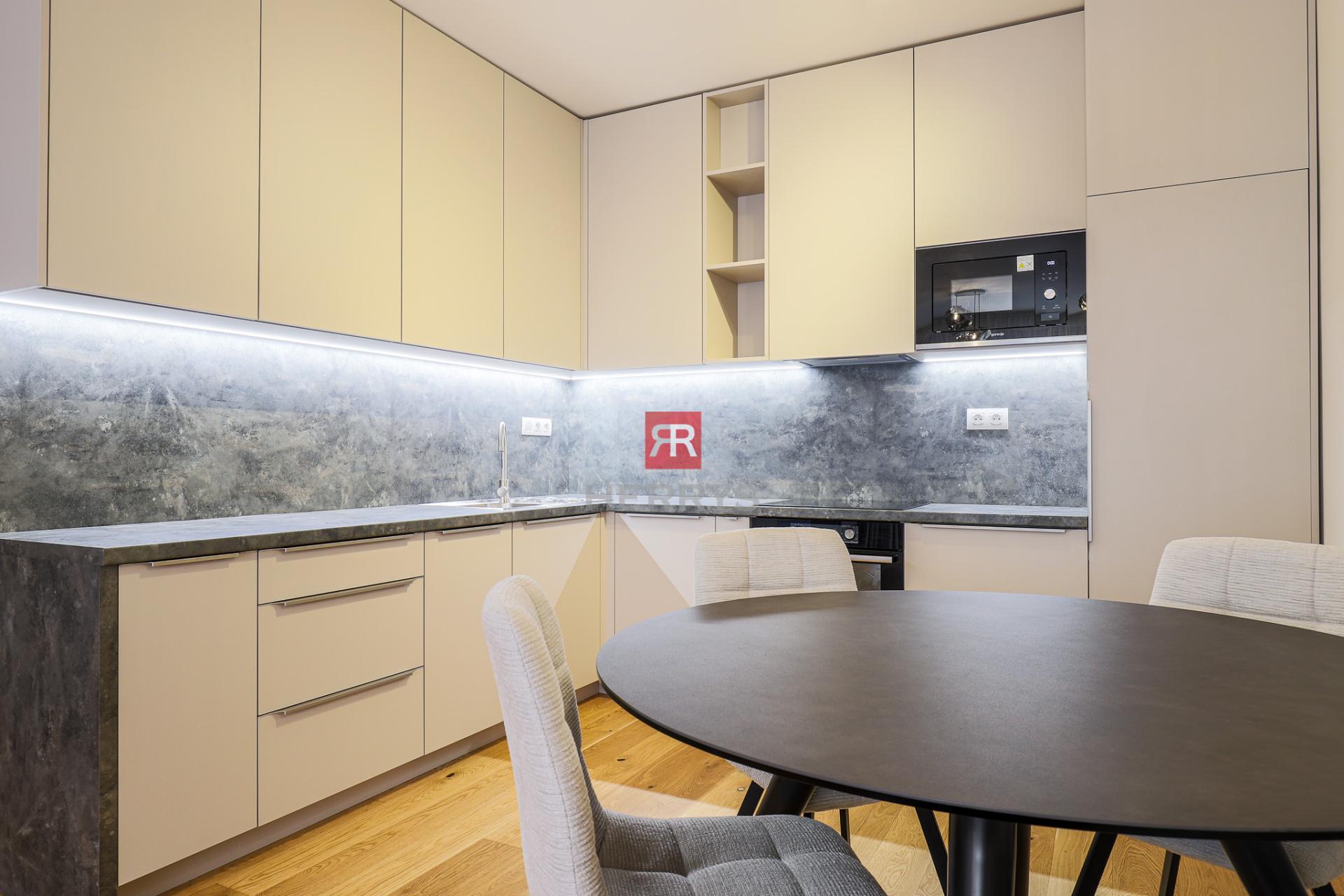 HERRYS - Na prenájom úplne nový 2-izbový byt s 2 parkovacími miestami v novostavbe ZWIRN