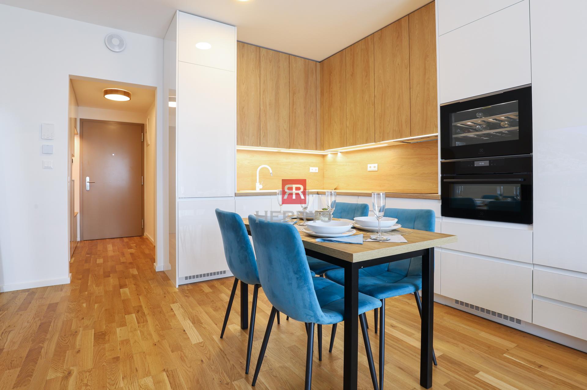 HERRYS - Exceptional 1-room apartment for rent, in the premium METROPOLIS complex