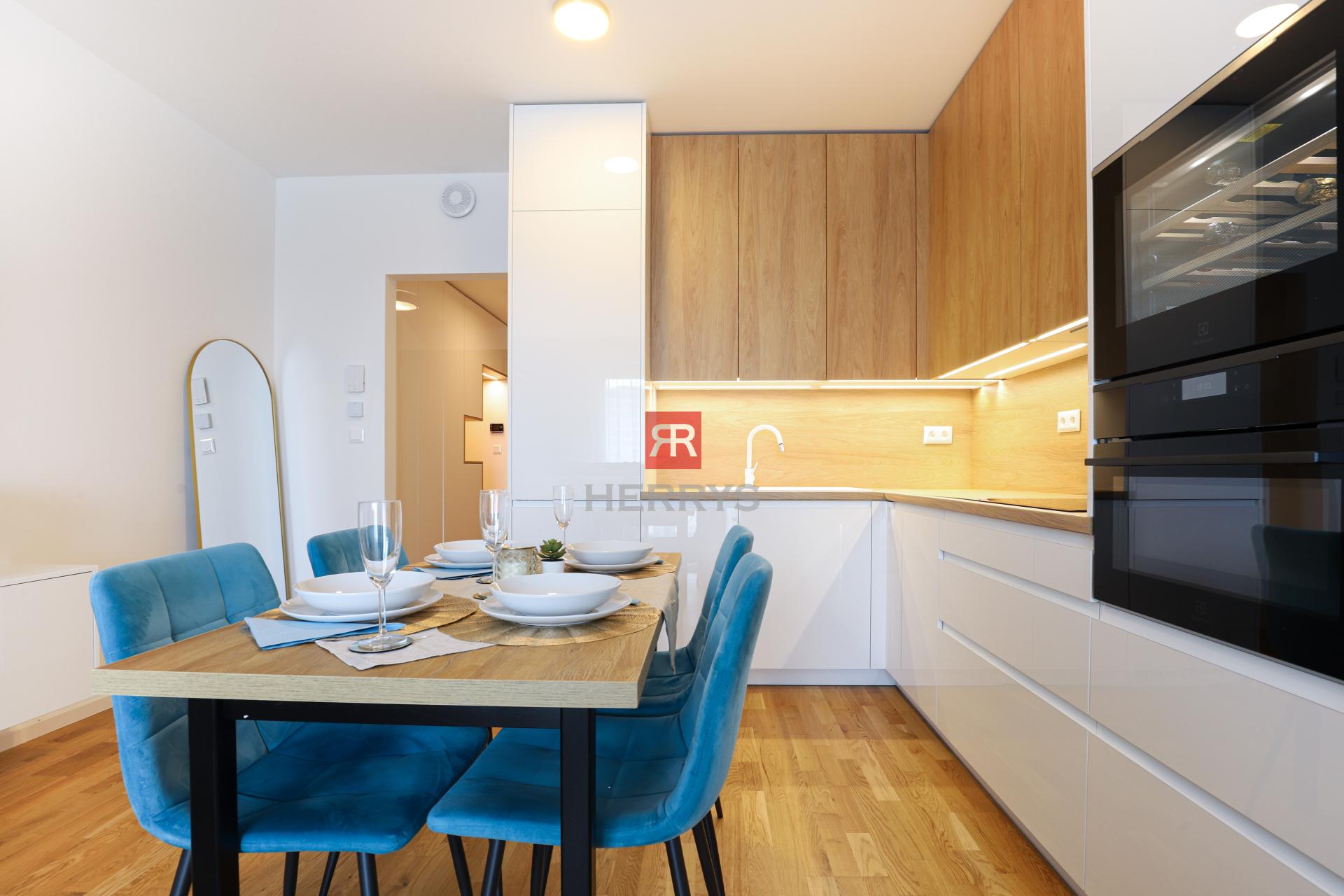 HERRYS - Exceptional 1-room apartment for rent, in the premium METROPOLIS complex