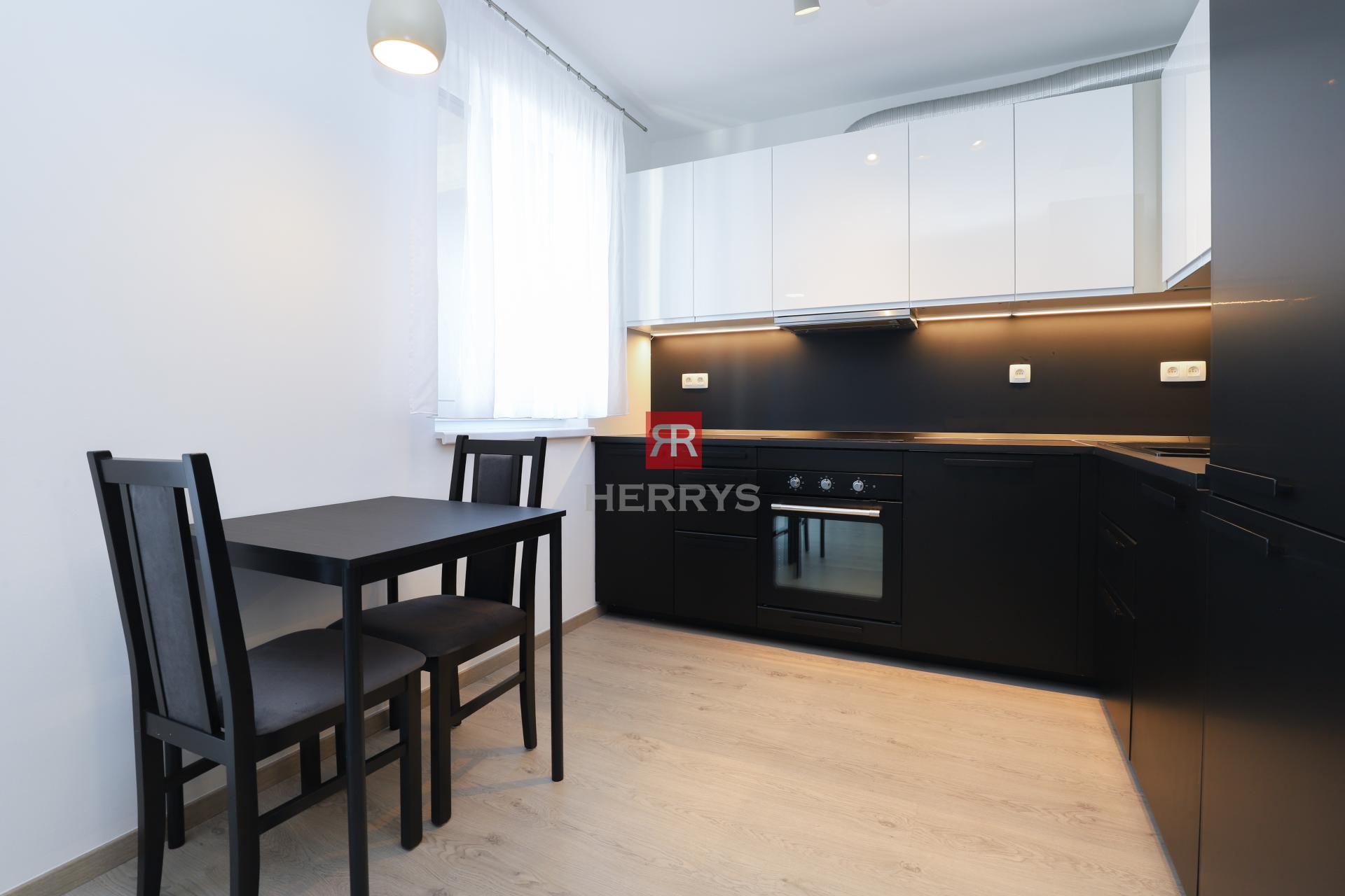 HERRYS - Na prenájom svetlý 2-izbový byt v&nbsp;novostavbe SEBERINIHO na Seberiniho ulici v&nbsp;BA - Ružinov.