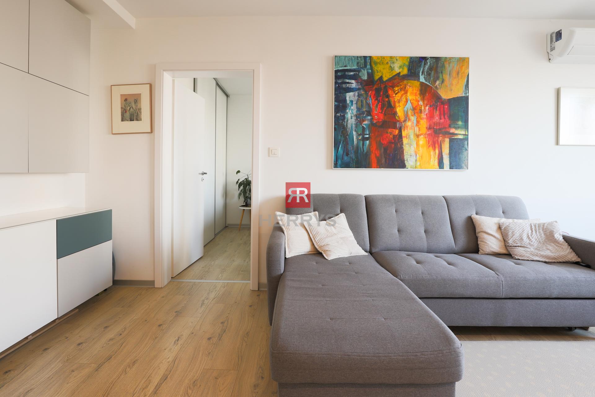 HERRYS - Na prenájom 3-izbový byt na ulici Sibírska, BA - Nové Mesto