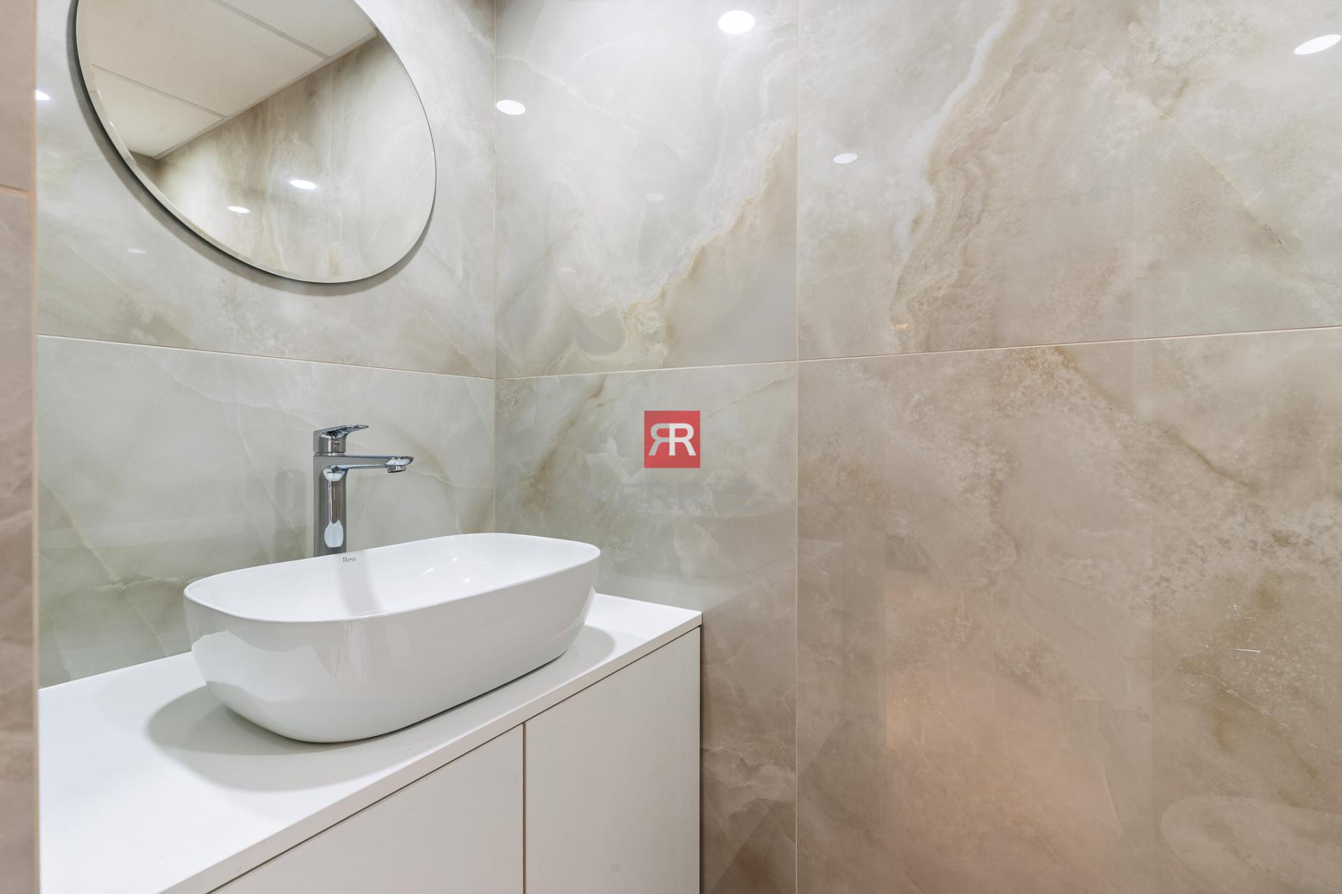 HERRYS - Na prenájom atraktívny novozariadený priestor v prémiovom&nbsp;projekte METROPOLIS.