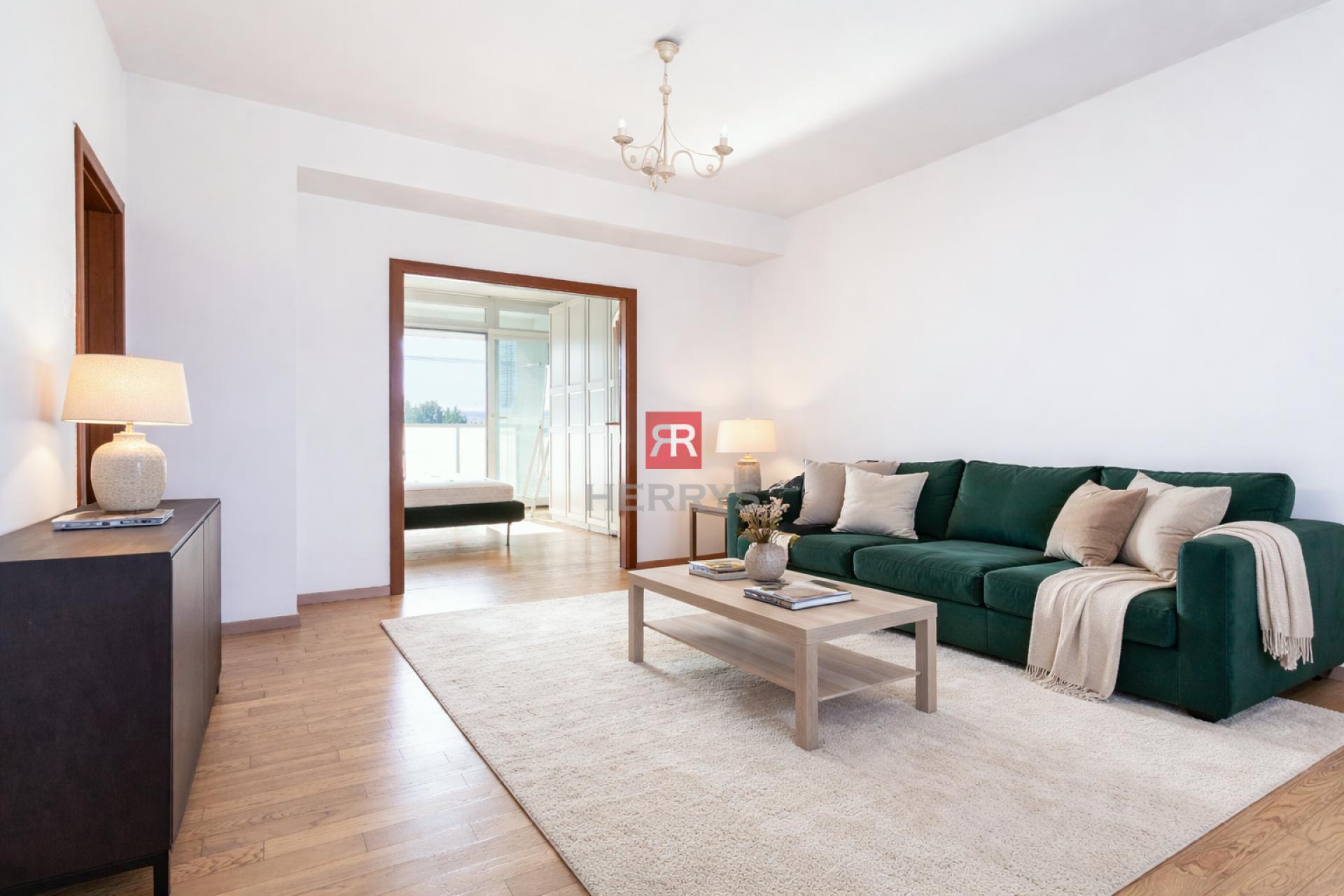 HERRYS - Spacious 2-room apartment for sale on Vietnamska Street