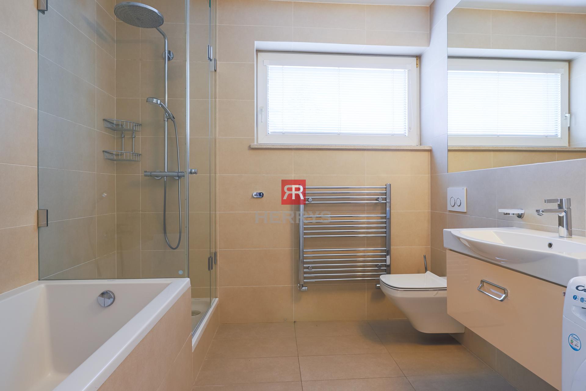 HERRYS - For rent partially furnished 4-room apartment, quiet location Magurská street, 2x parking