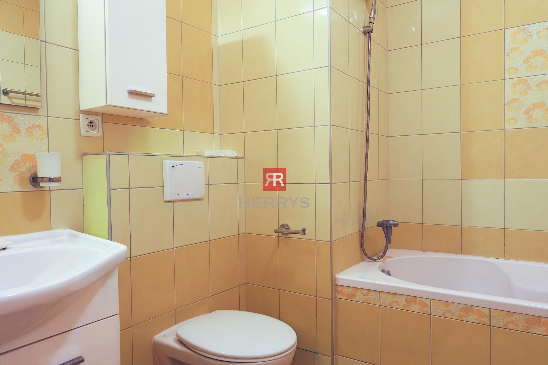 Realitná kancelária HERRYS ponúka na prenájom 1-izbový byt&nbsp;v Devínskej Novej Vsi, Istrijská ulica