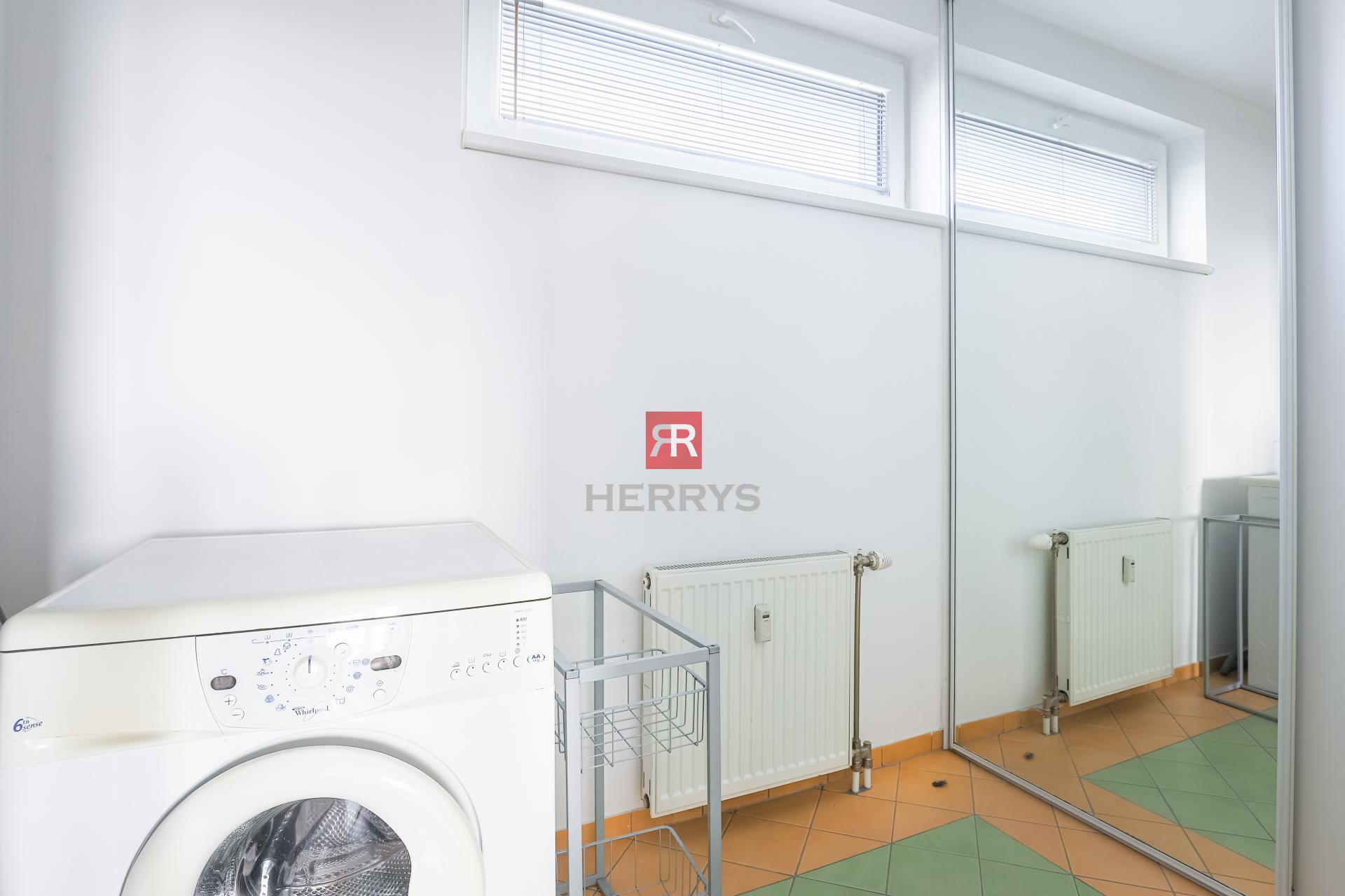 HERRYS - Spacious 4-bedroom duplex apartment for rent in Ostredky, near the park