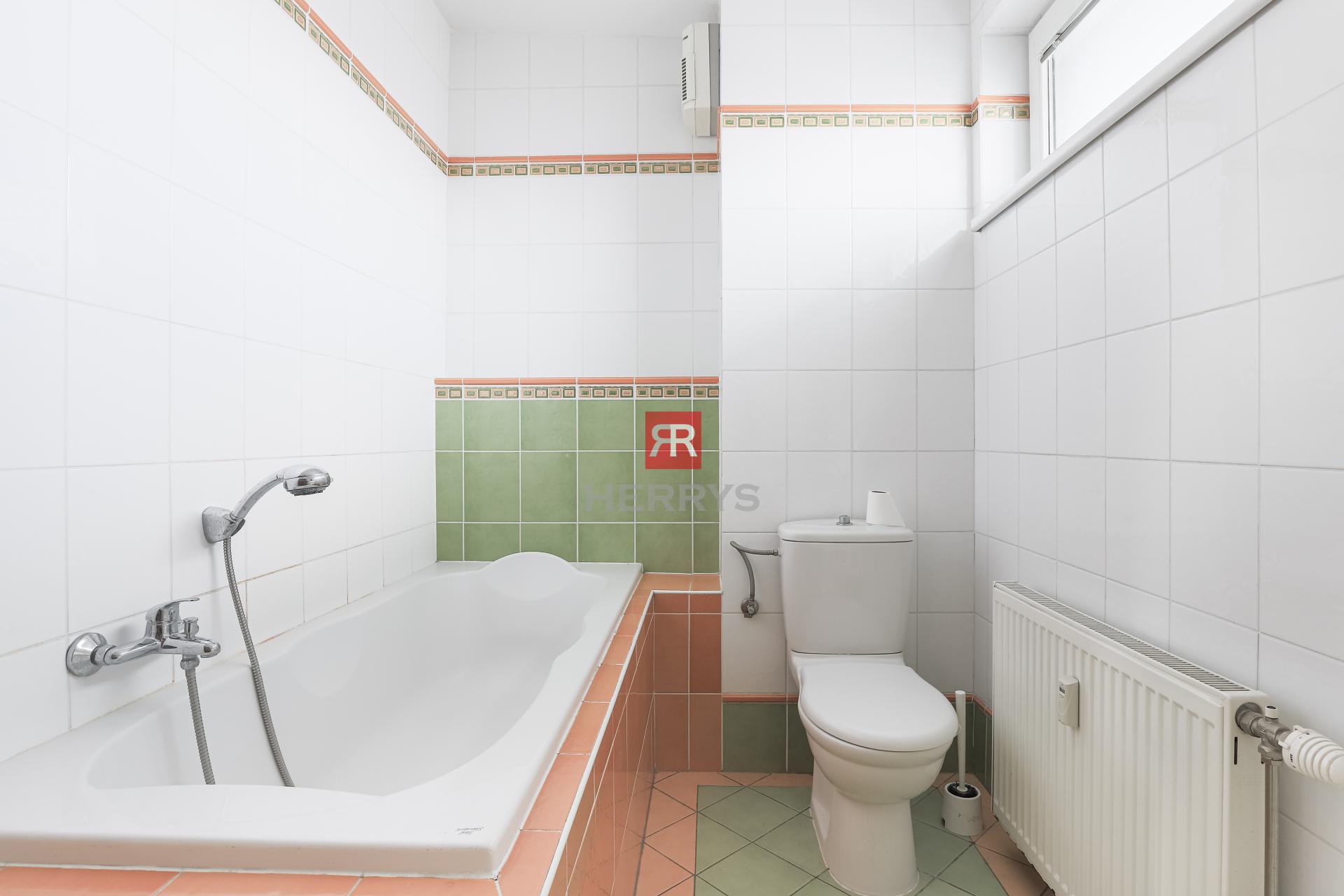 HERRYS - Spacious 4-bedroom duplex apartment for rent in Ostredky, near the park