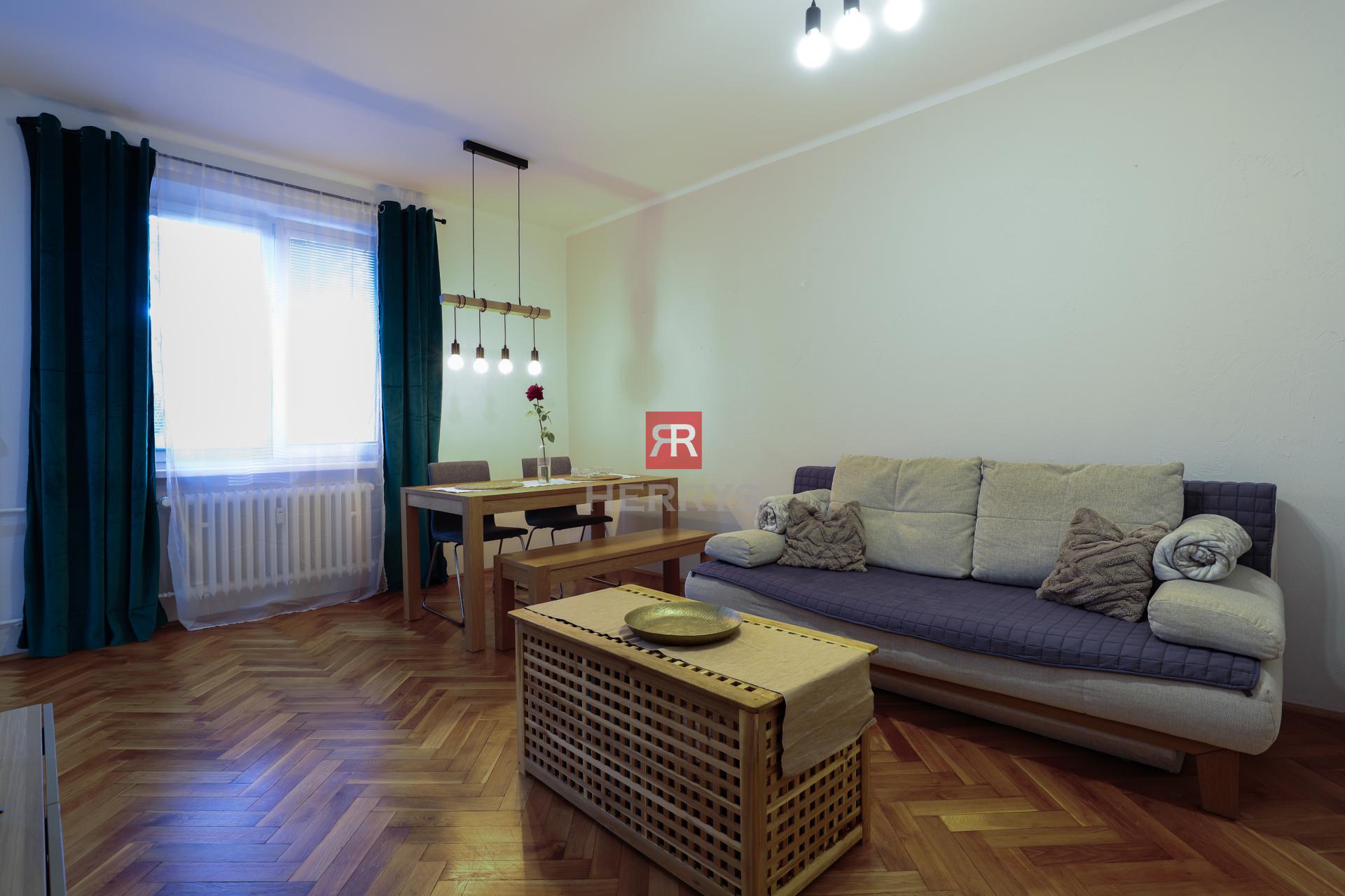 HERRYS - Na prenájom krásny, útulný 2-izbový byt v&nbsp;Bratislava - Ružinov na Uránovej ulici.