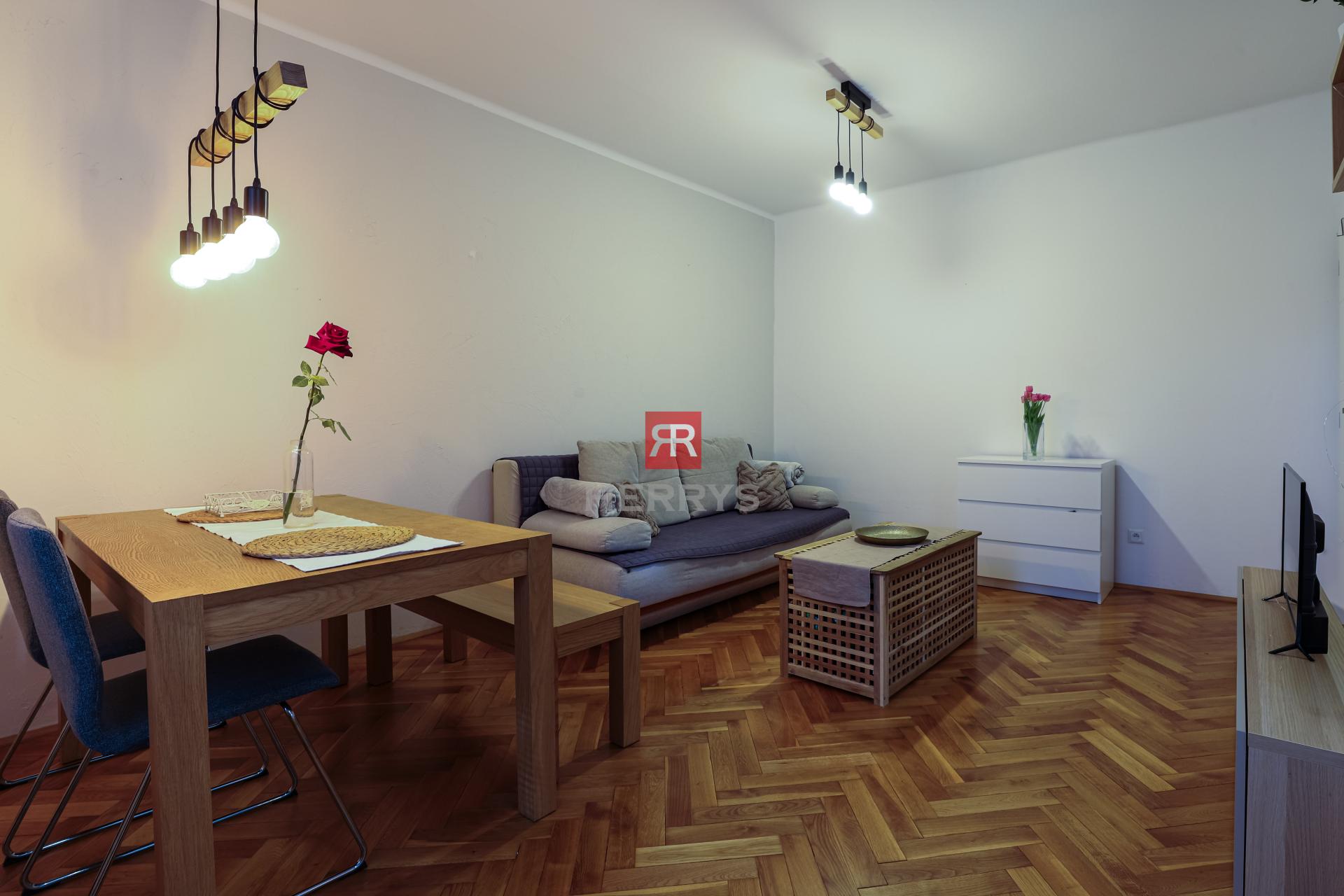 HERRYS - Na prenájom krásny, útulný 2-izbový byt v&nbsp;Bratislava - Ružinov na Uránovej ulici.