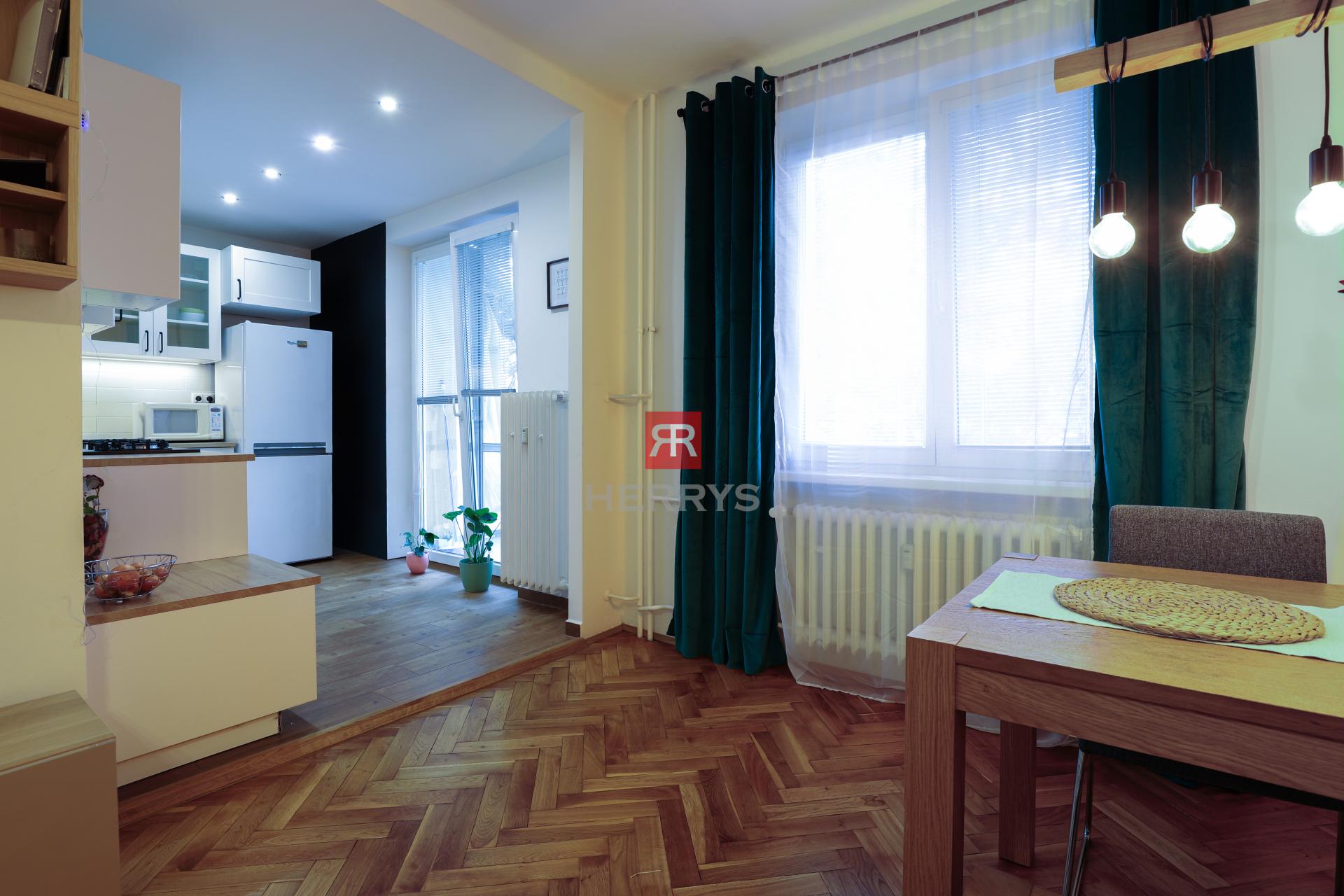 HERRYS - Na prenájom krásny, útulný 2-izbový byt v&nbsp;Bratislava - Ružinov na Uránovej ulici.