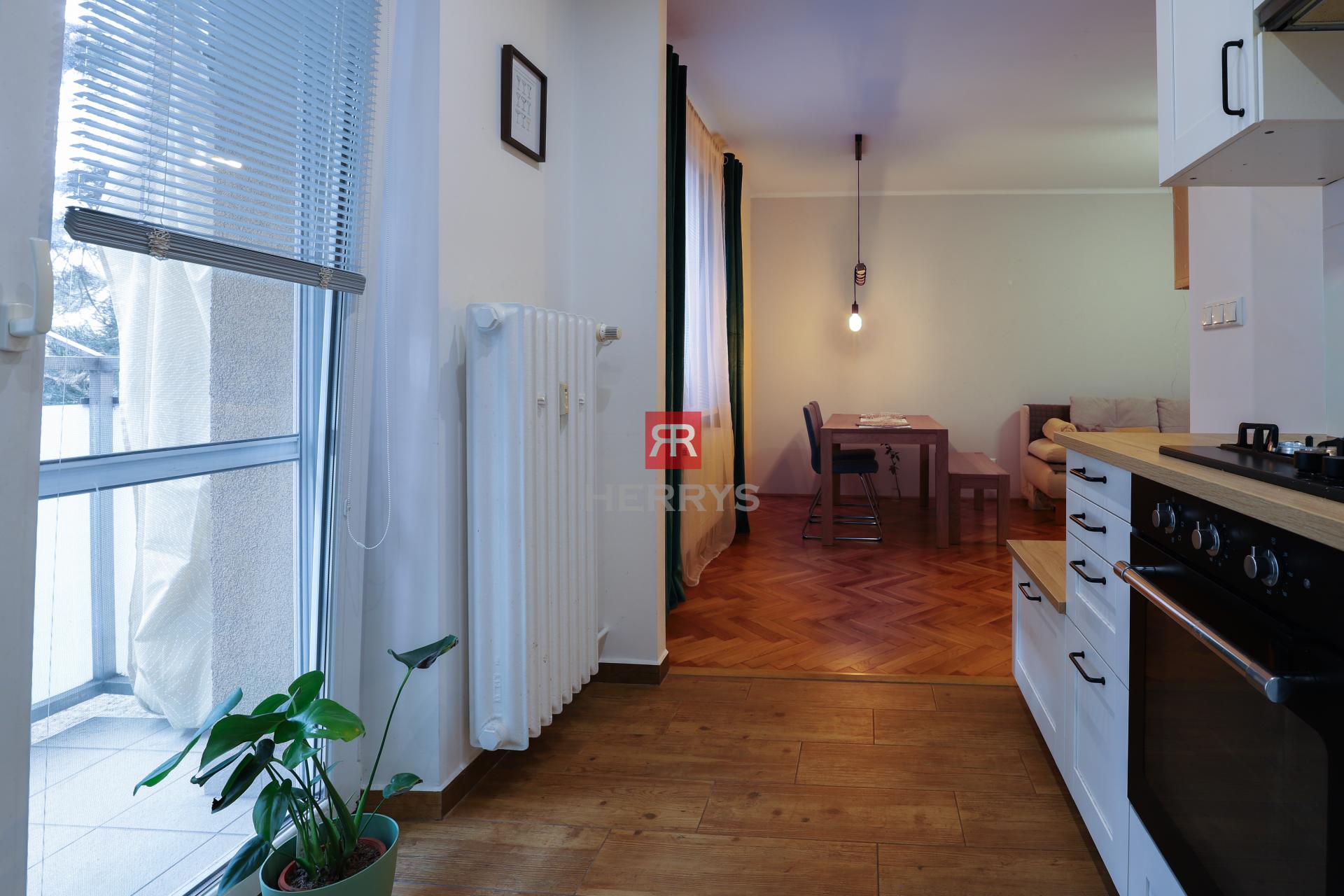 HERRYS - Na prenájom krásny, útulný 2-izbový byt v&nbsp;Bratislava - Ružinov na Uránovej ulici.