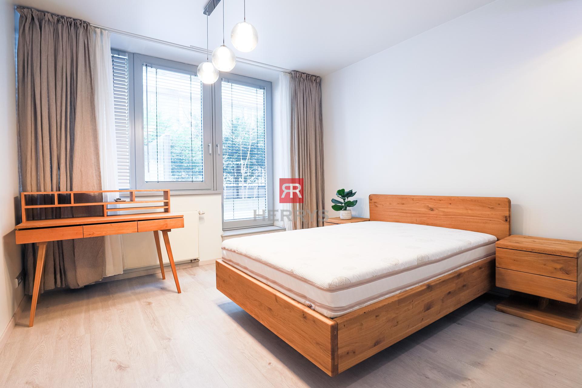 HERRYS - Na prenájom luxusný 3-izbový byt s terasou a výhľadom na Dunaj v projekte River Park