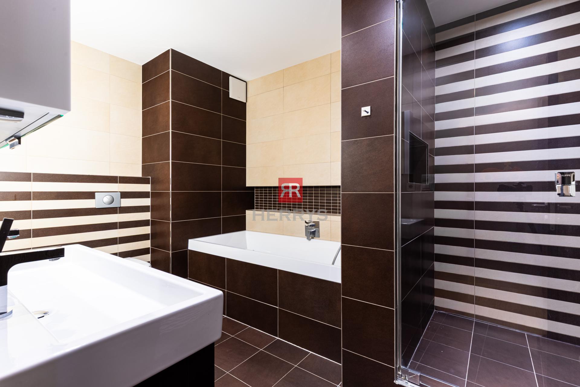 HERRYS - Na predaj 4-izbový byt na Račianskej ulici, MANHATTAN