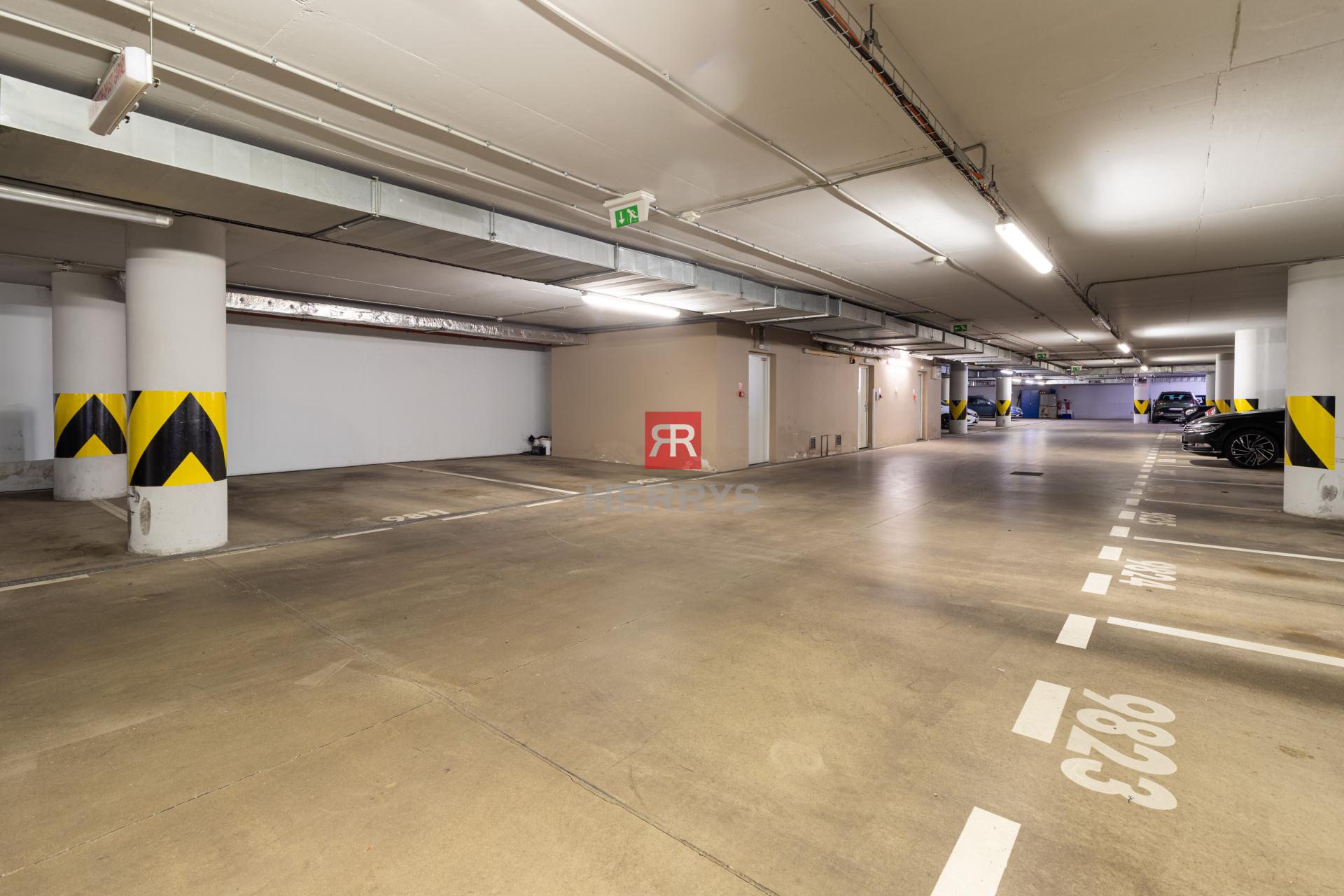 HERRYS - Na predaj 4-izbový byt na Račianskej ulici, MANHATTAN