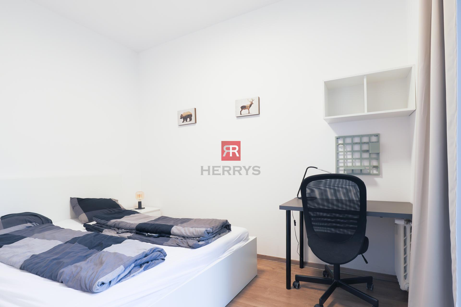 HERRYS - Na prenájom štýlový 2 izbový byt pár krokov od Grasalkovičovej záhrady, Gunduličova ulica