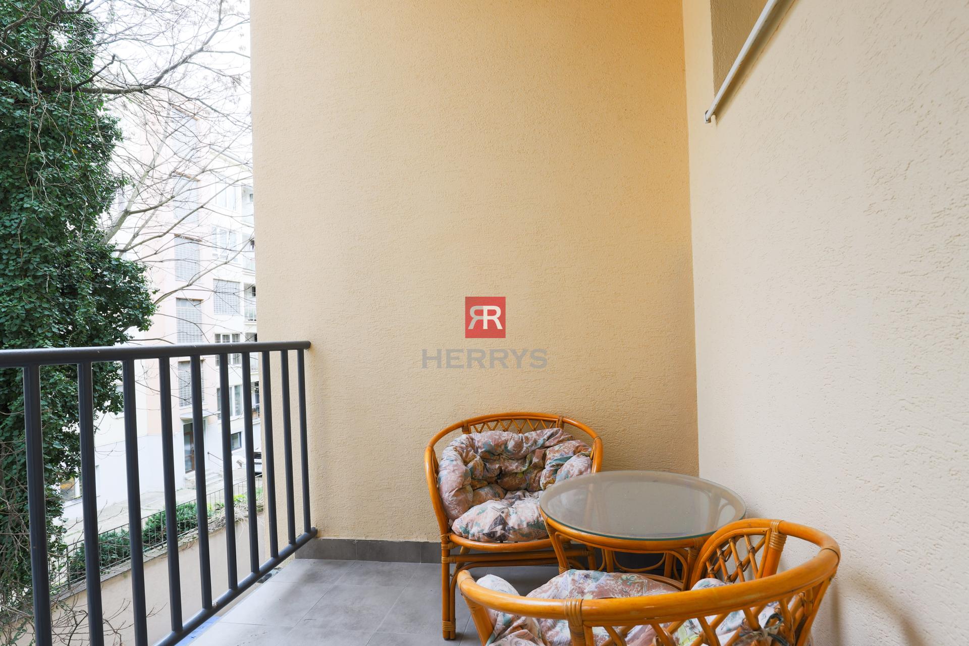 HERRYS - Na prenájom štýlový 2 izbový byt pár krokov od Grasalkovičovej záhrady, Gunduličova ulica