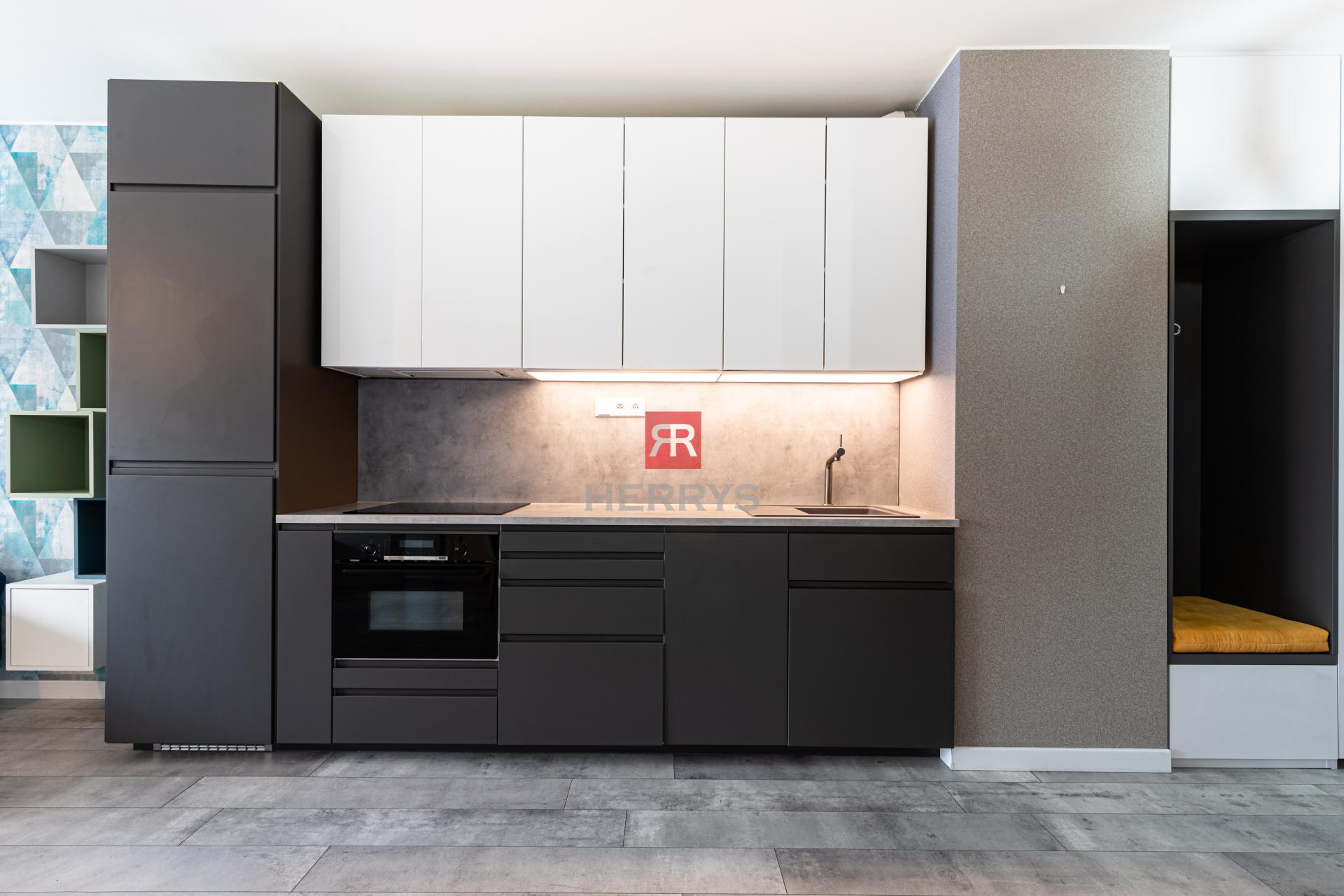 HERRYS - Spacious, air-conditioned 2-room apartment for sale in the Tehelné Pole project