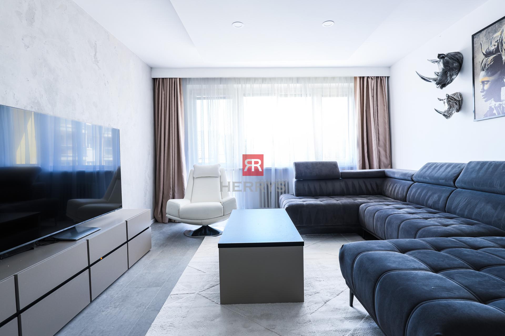 HERRYS - For rent large 3 room apartment 78m2 on Kubaniho street