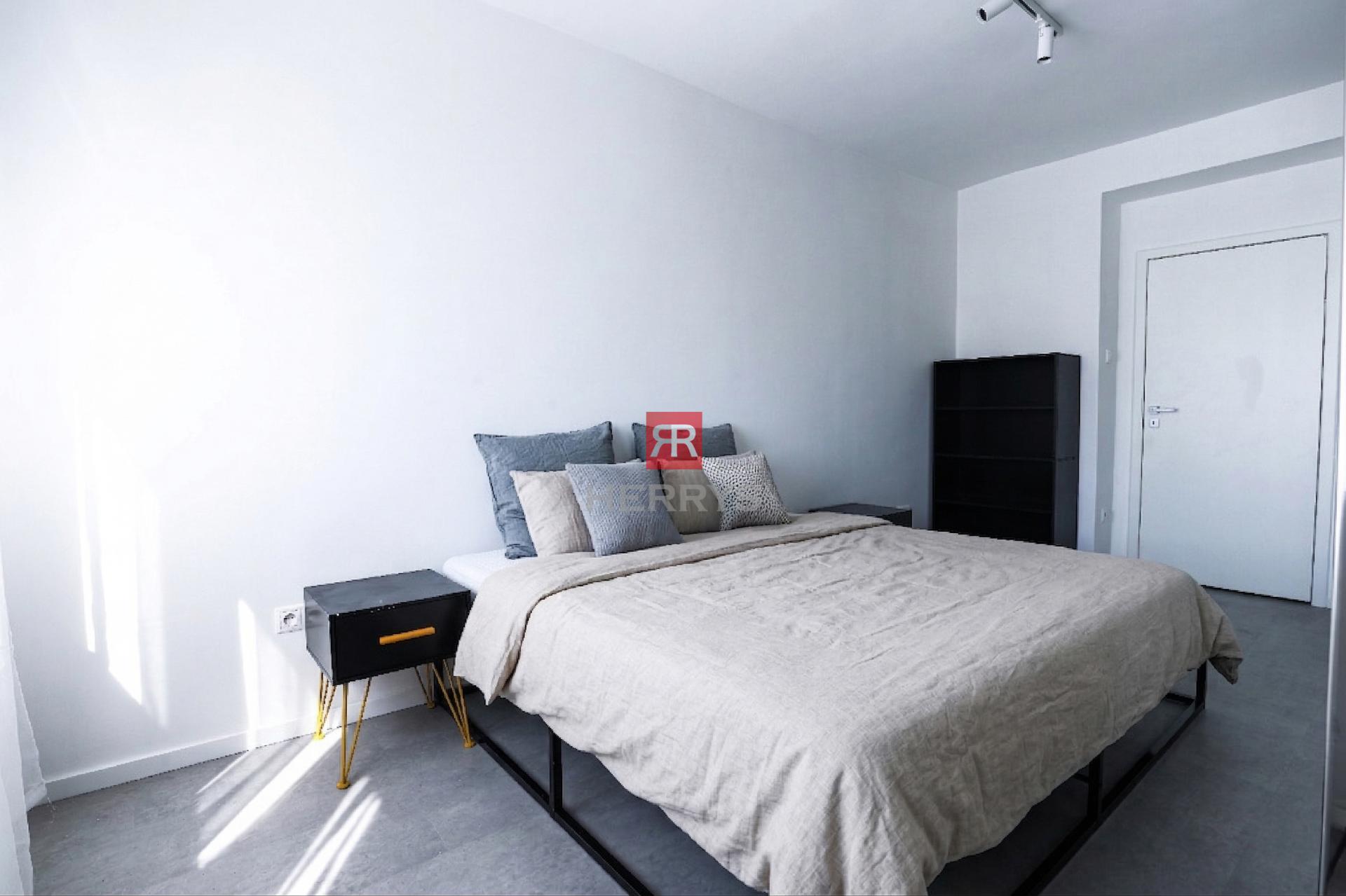 HERRYS - For rent large 3 room apartment 78m2 on Kubaniho street