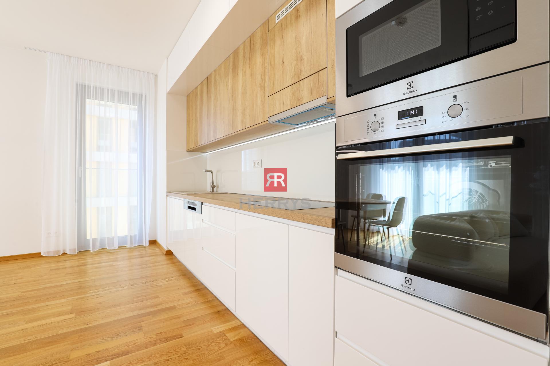 HERRYS - Na prenájom krásny, úplne nový 3-izbový zariadený apartmán v prémiovom komplexe METROPOLIS