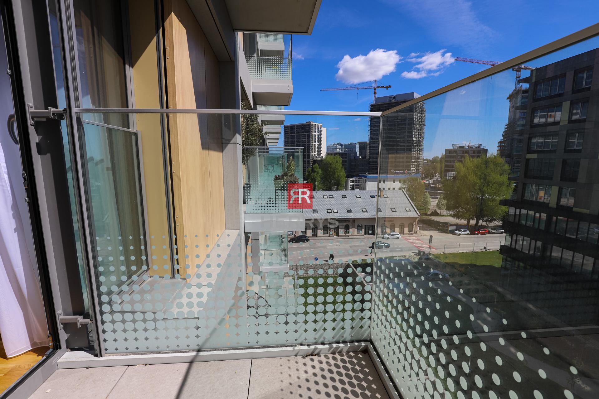 HERRYS - Na prenájom krásny, úplne nový 3-izbový zariadený apartmán v prémiovom komplexe METROPOLIS