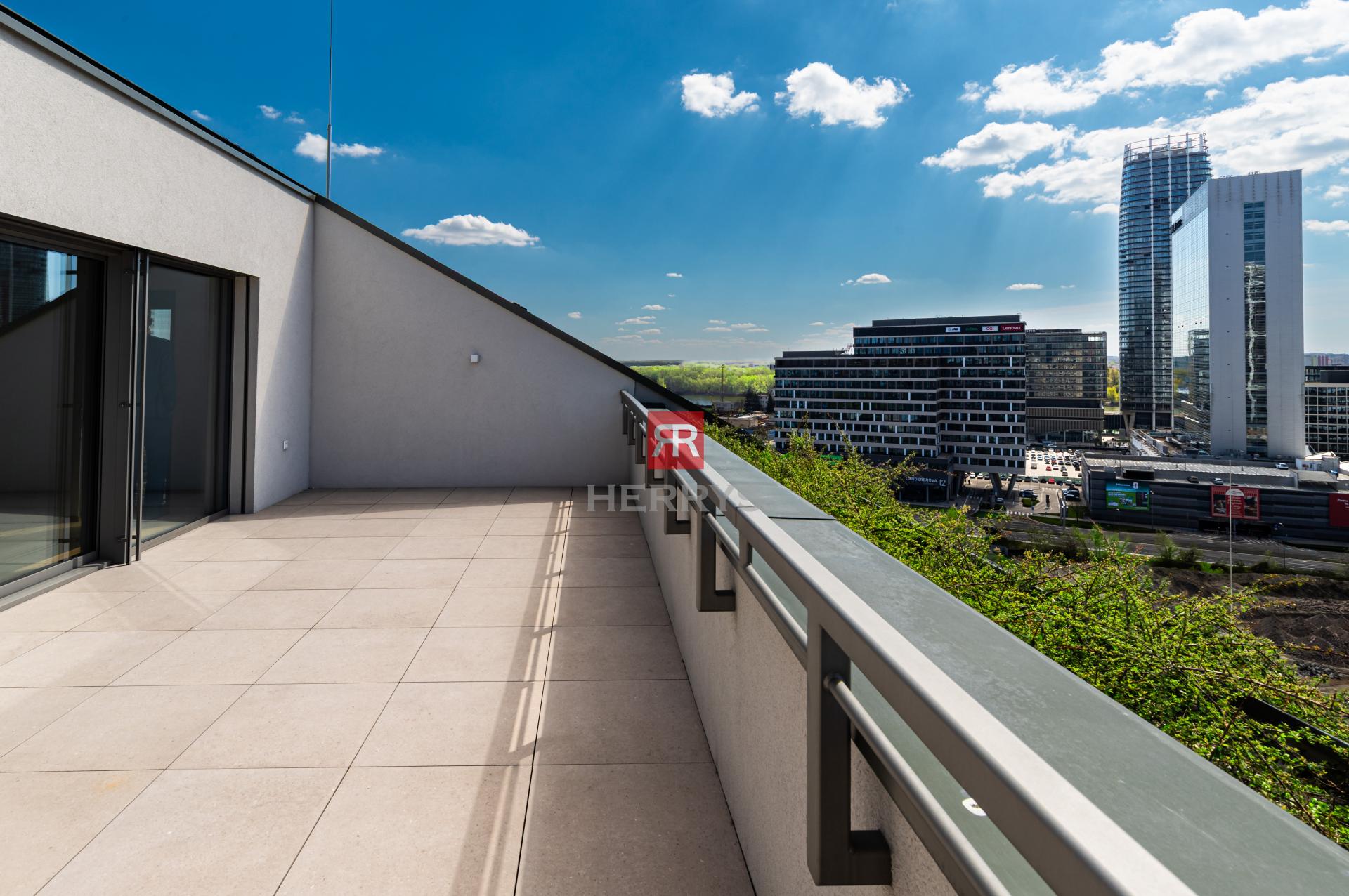 HERRYS - Unique 4-bedroom apartment with a large terrace for rent in the heart of downtown