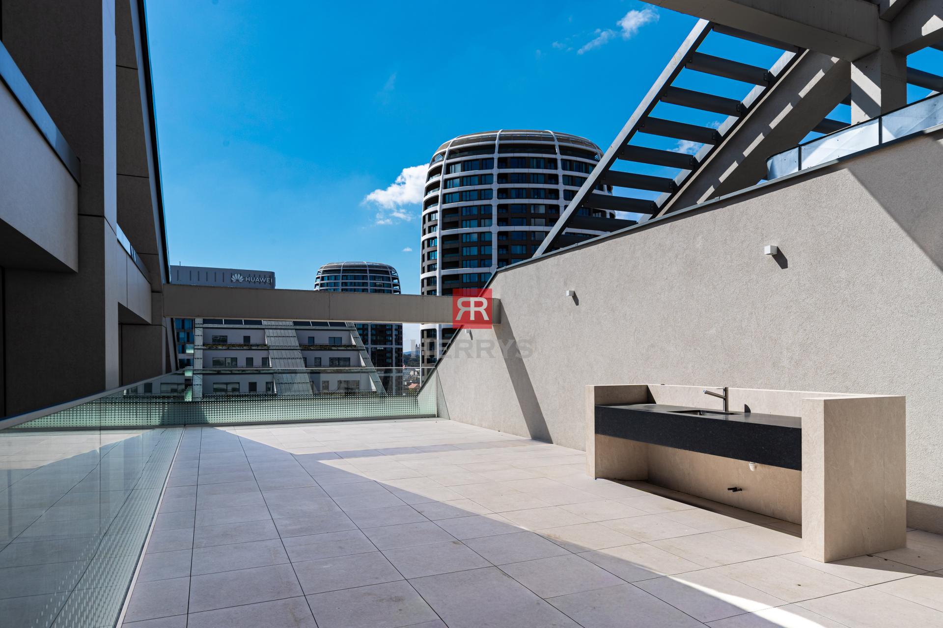 HERRYS - Unique 4-bedroom apartment with a large terrace for rent in the heart of downtown