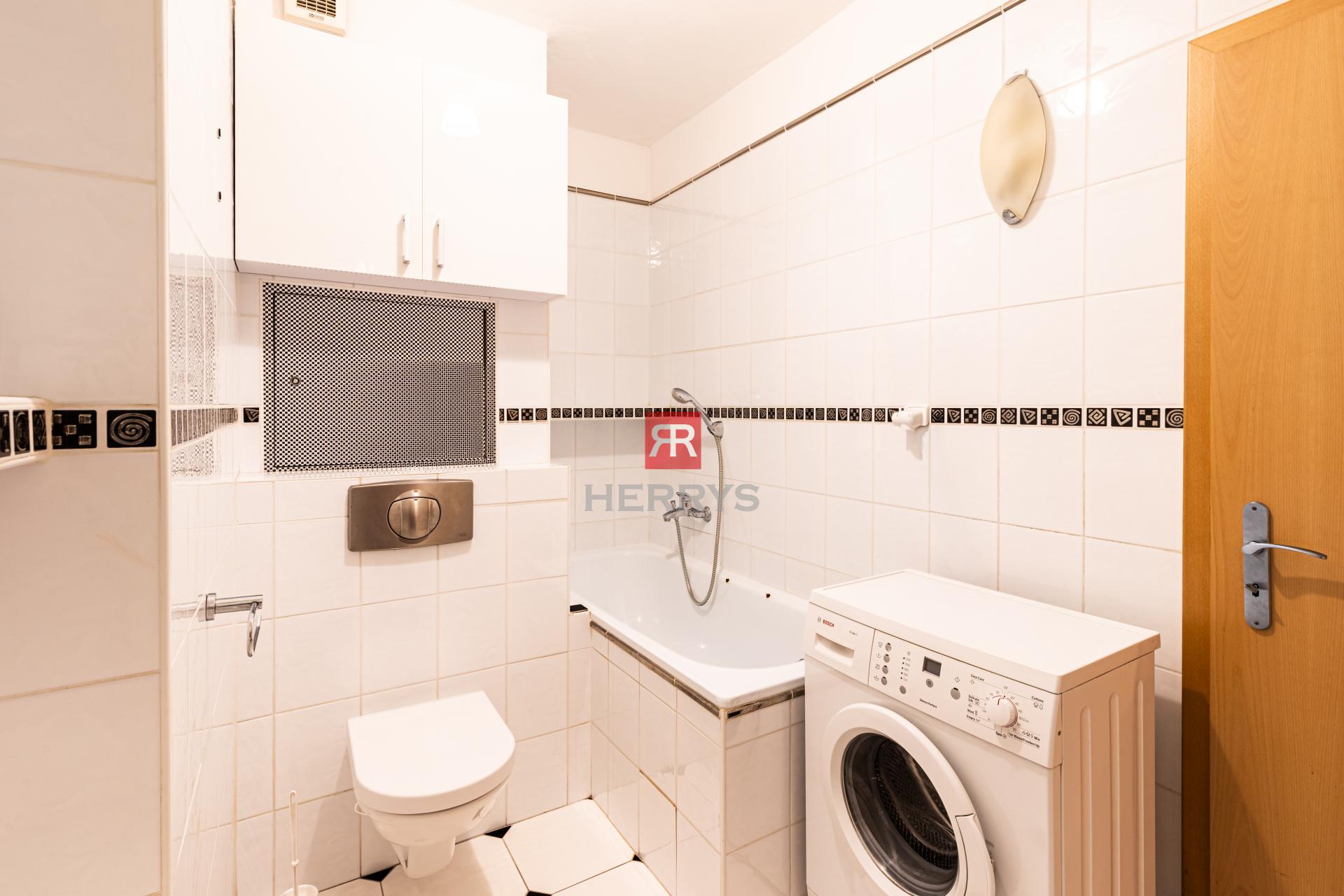 HERRYS - Na predaj veľkometrážny 3-izbový mezonet s 2 kúpeľňami na Račianskom mýte
