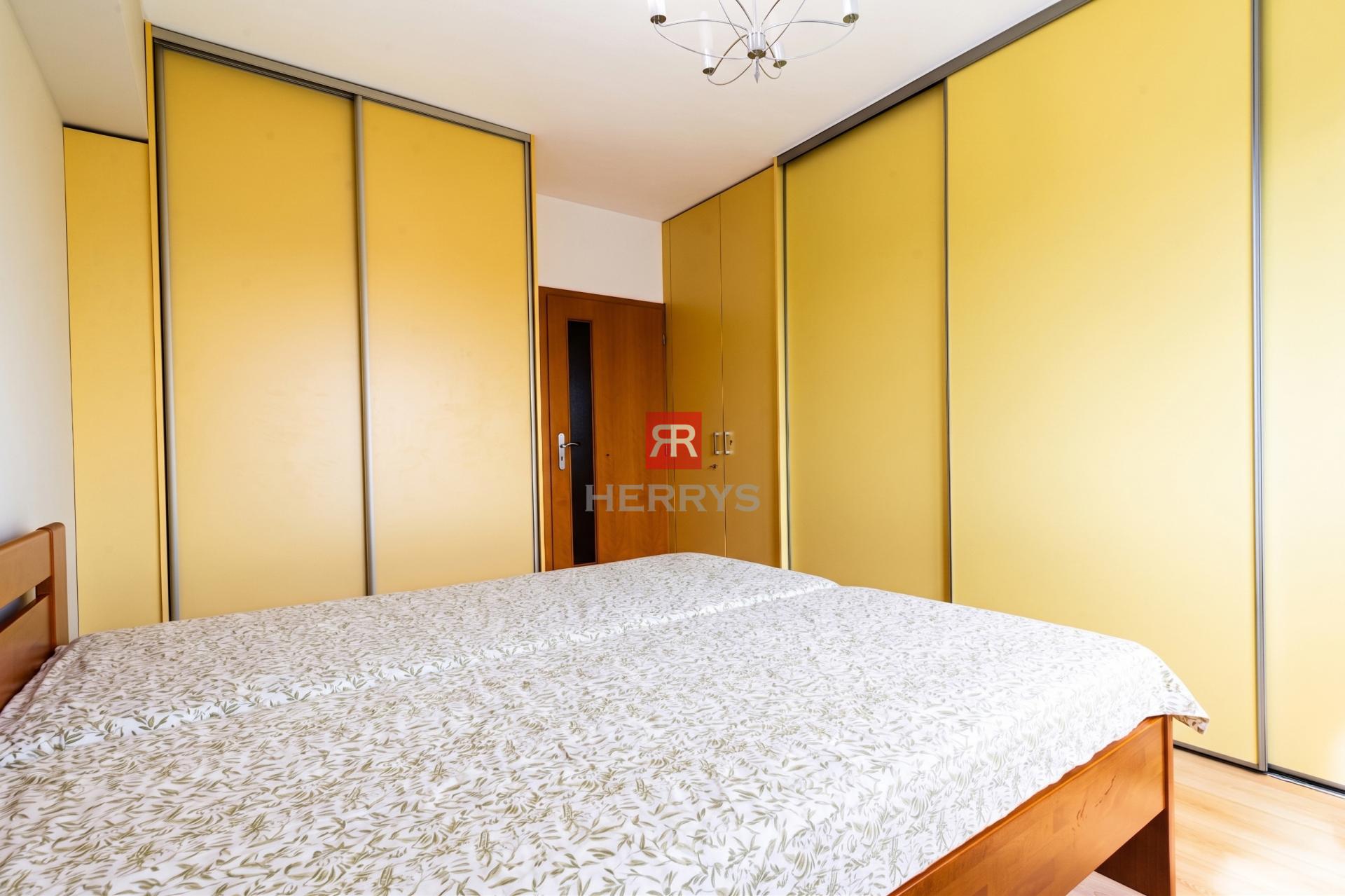 HERRYS - Large 3-room duplex apartment for sale with 2 bathrooms in Račianske mýto