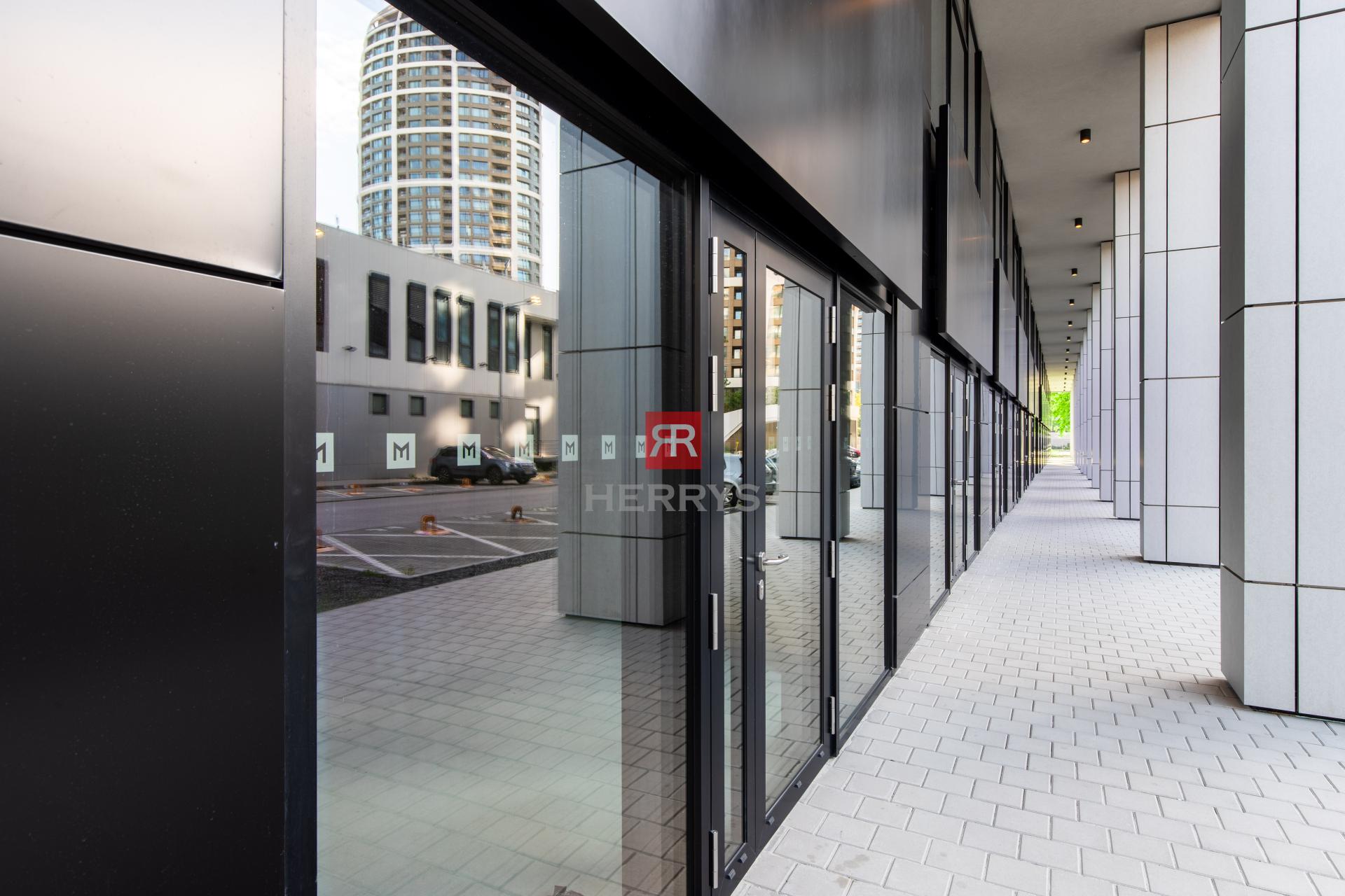 HERRYS - Exclusive, designer 3-room apartment for rent in the premium METROPOLIS complex