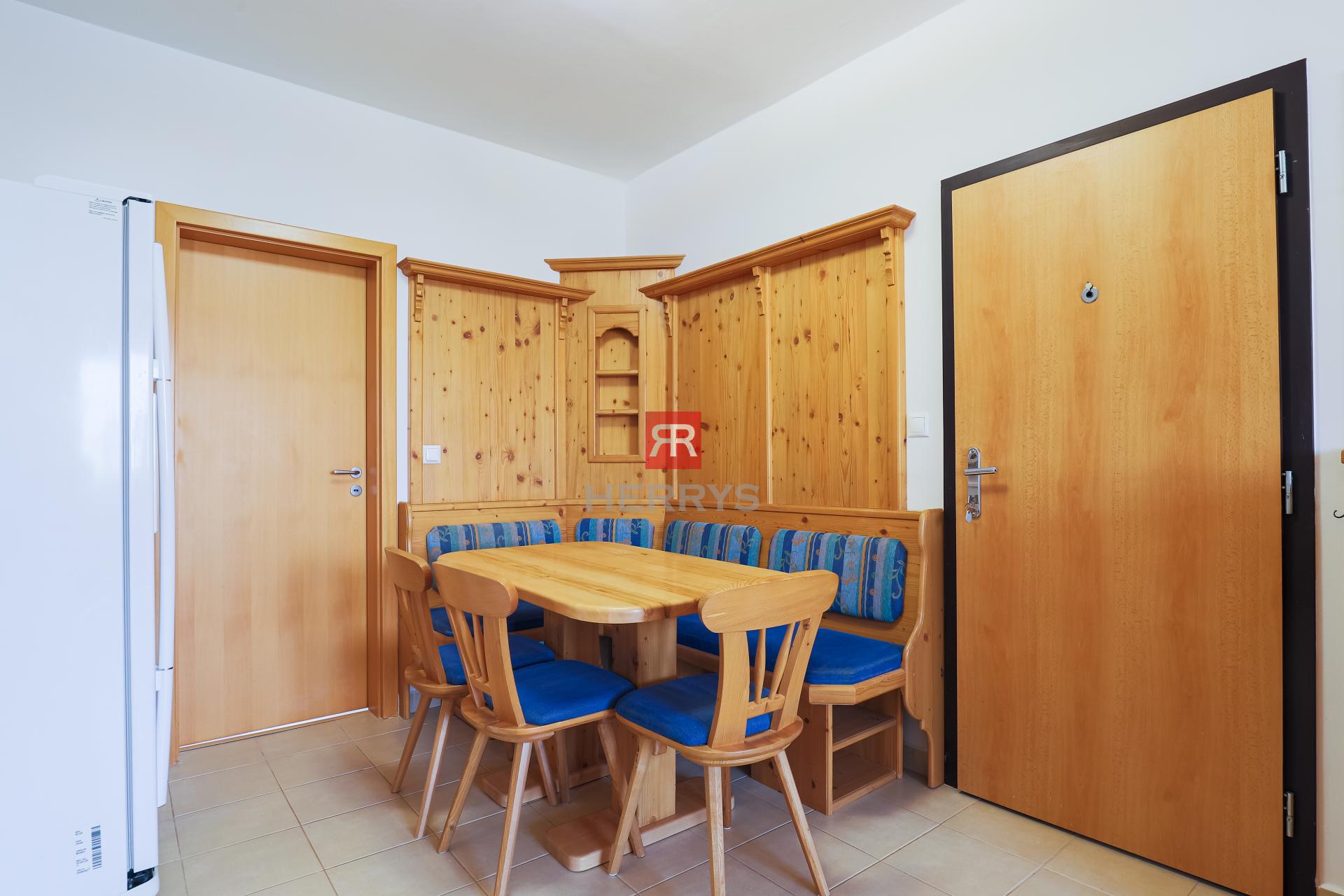 HERRYS - For rent 3-room apartment, Tománkova street. Small pet allowed