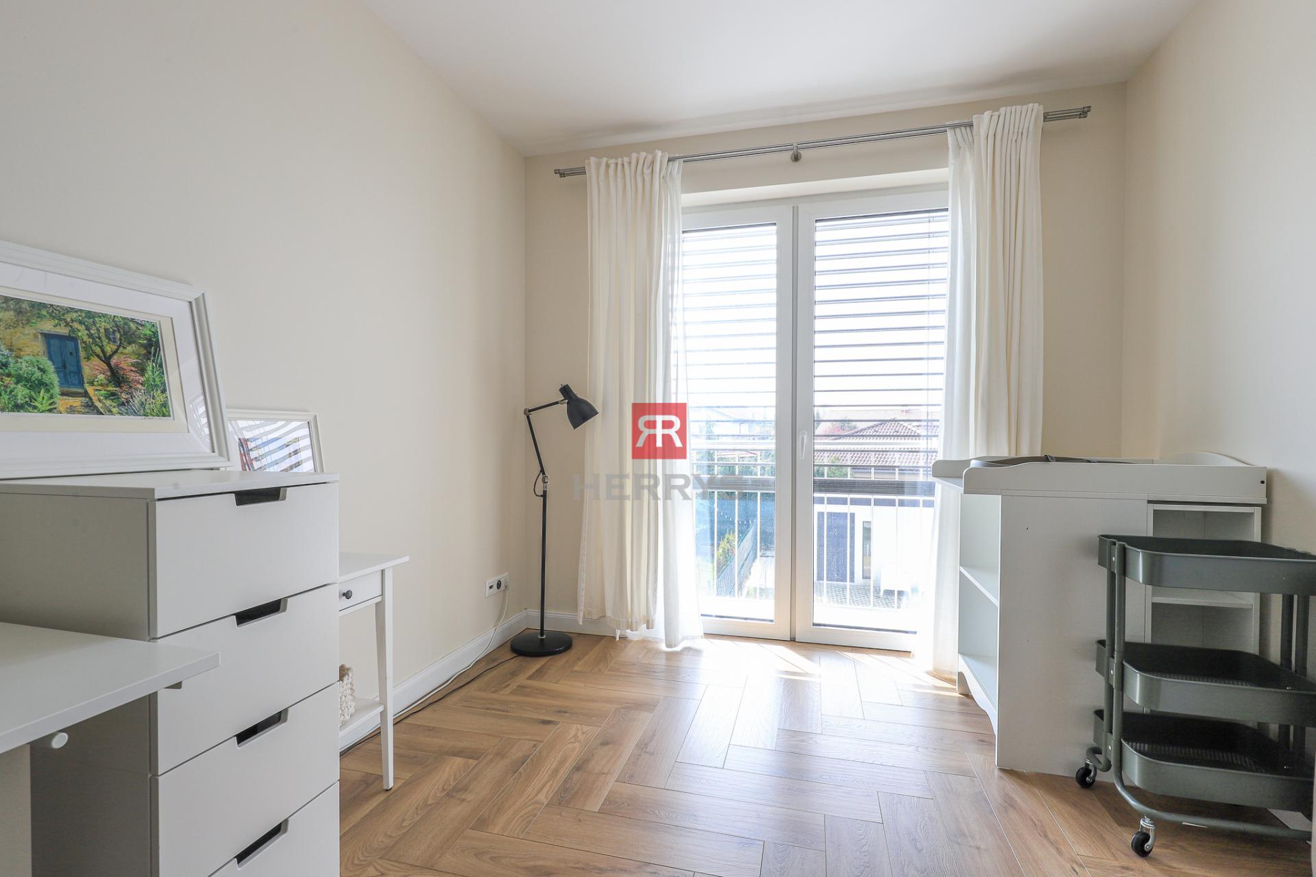 HERRYS - Modern 4-bedroom house with a garden for sale in Bernolákovo