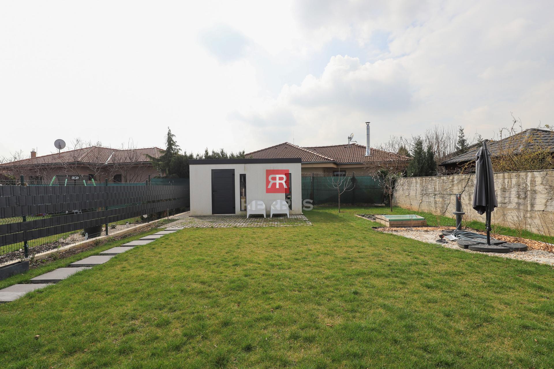 HERRYS - Modern 4-bedroom house with a garden for sale in Bernolákovo