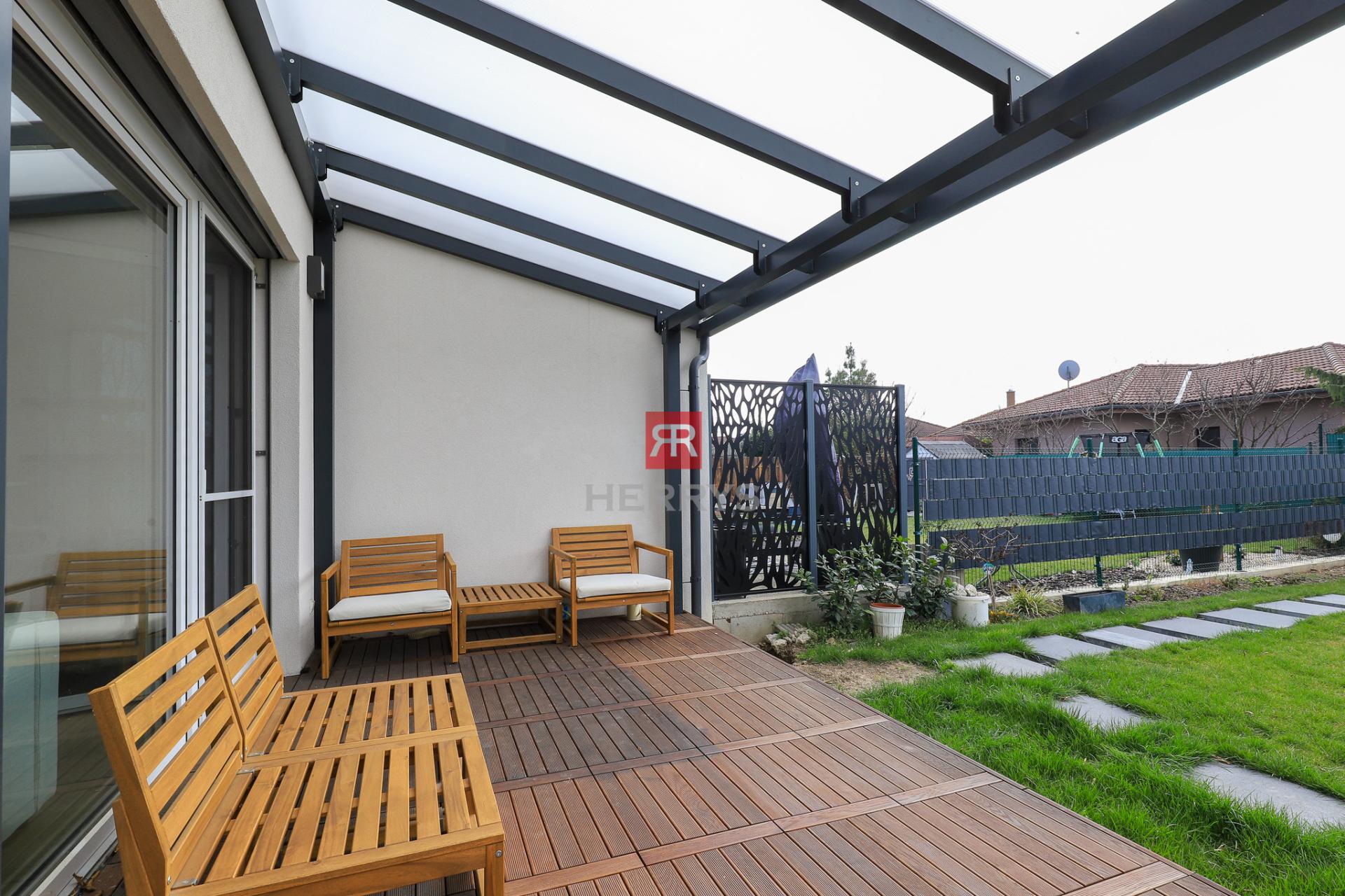HERRYS - Modern 4-bedroom house with a garden for sale in Bernolákovo