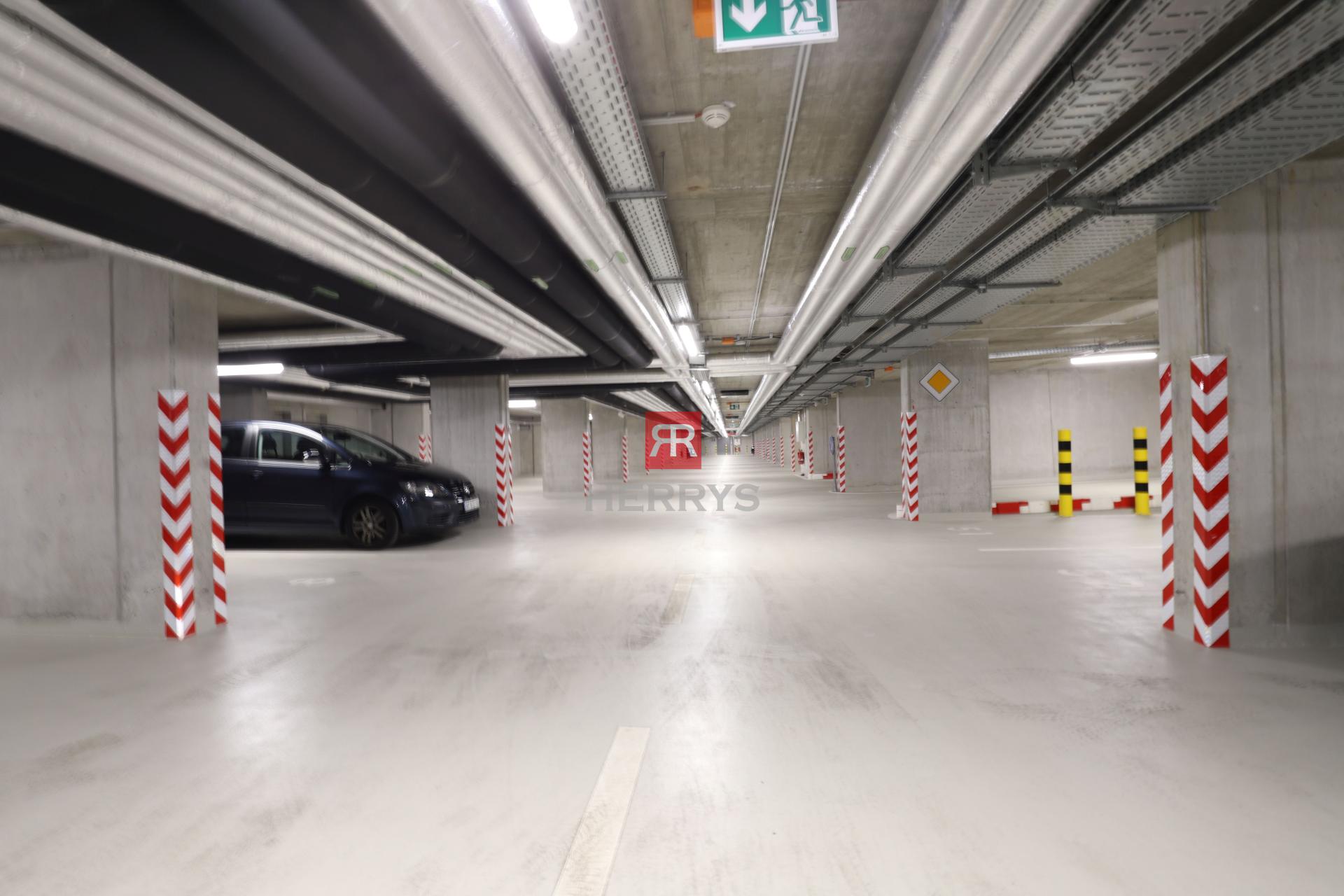 HERRYS - Exclusive, designer 3-room apartment for rent in the premium METROPOLIS complex