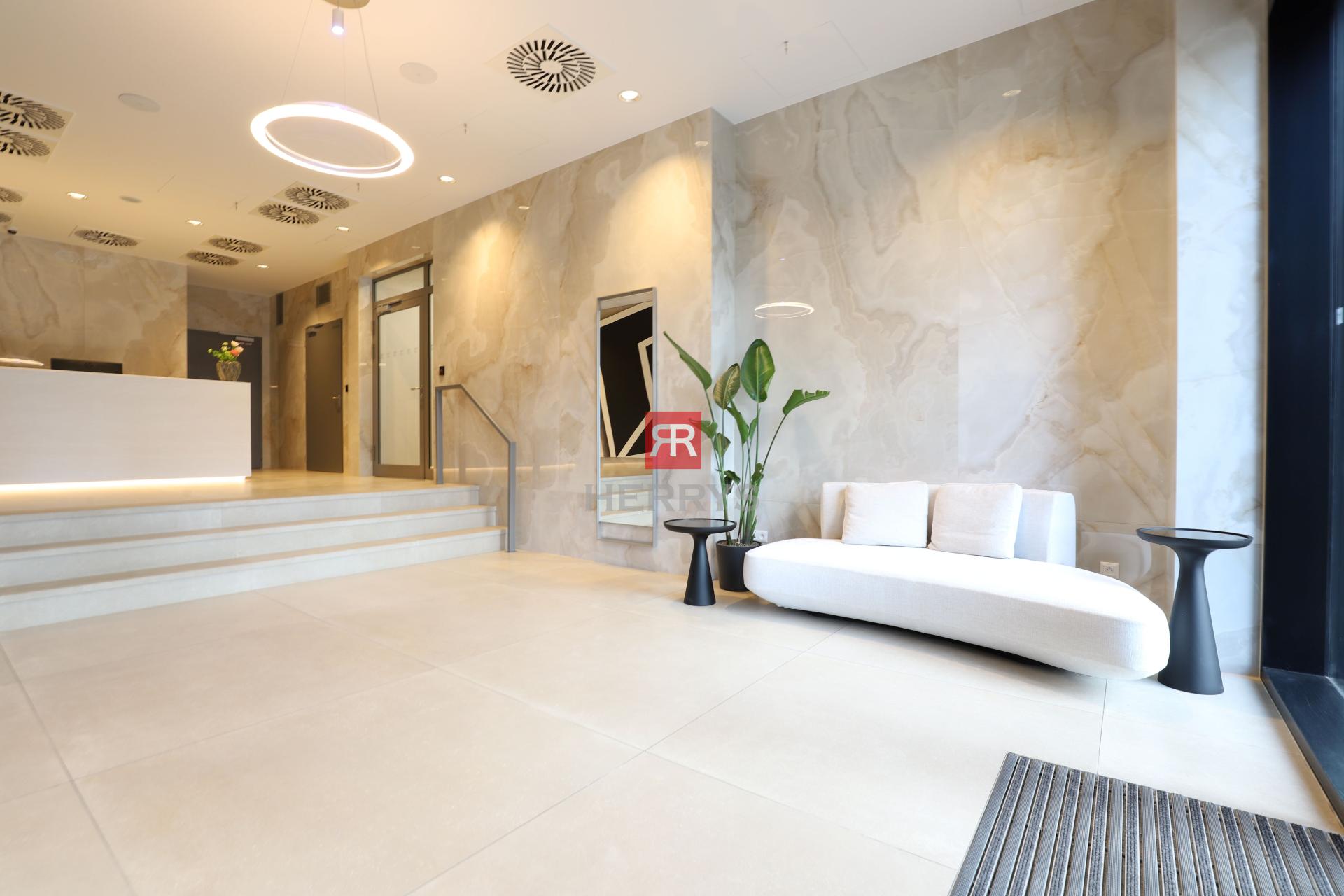 HERRYS - Exclusive, designer 3-room apartment for rent in the premium METROPOLIS complex