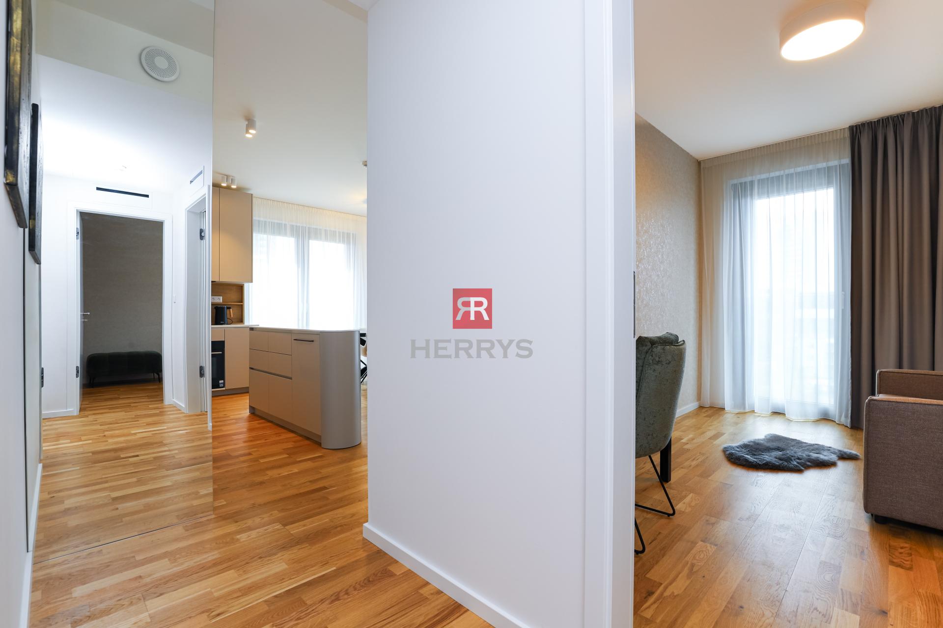 HERRYS - Exclusive, designer 3-room apartment for rent in the premium METROPOLIS complex